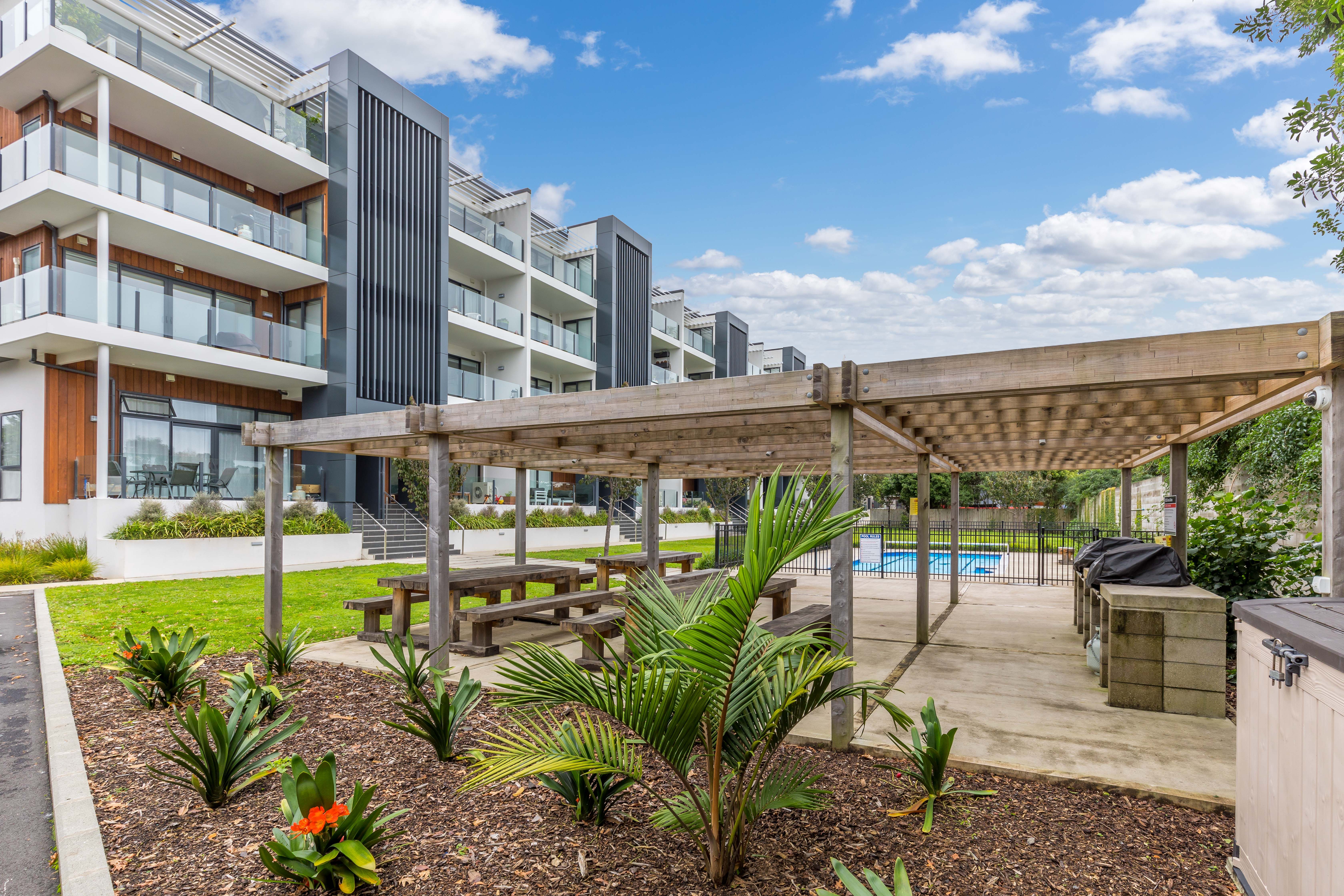 76/8 Thompson Park Road, Mount Wellington, Auckland City