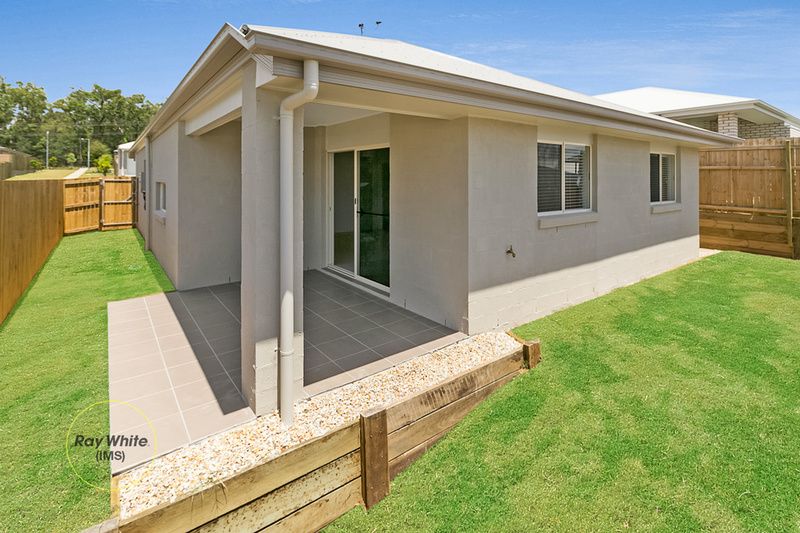 26 Mount Barney Crescent, Park Ridge, QLD 4125