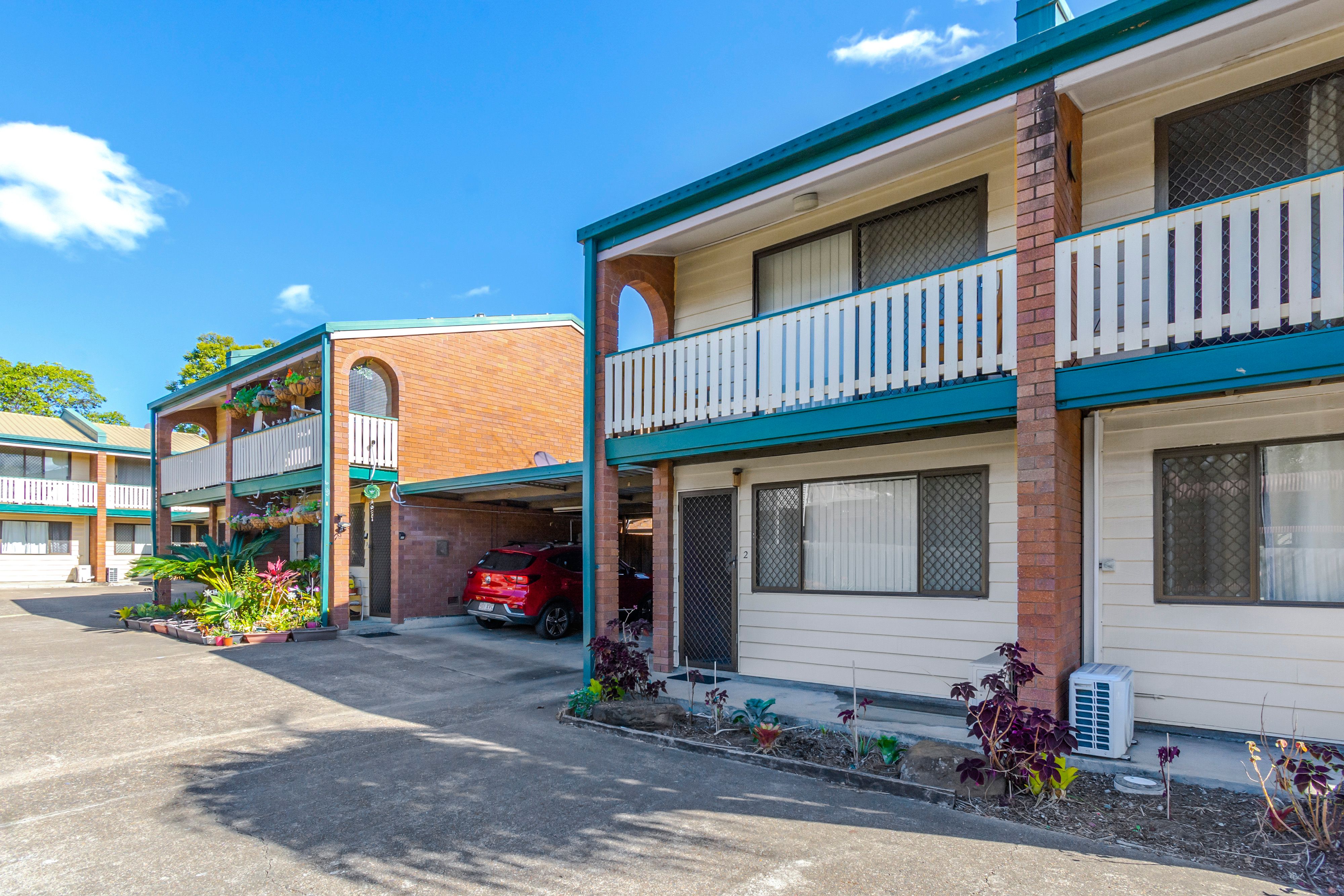 19 Clifton Street, Booval QLD 4304