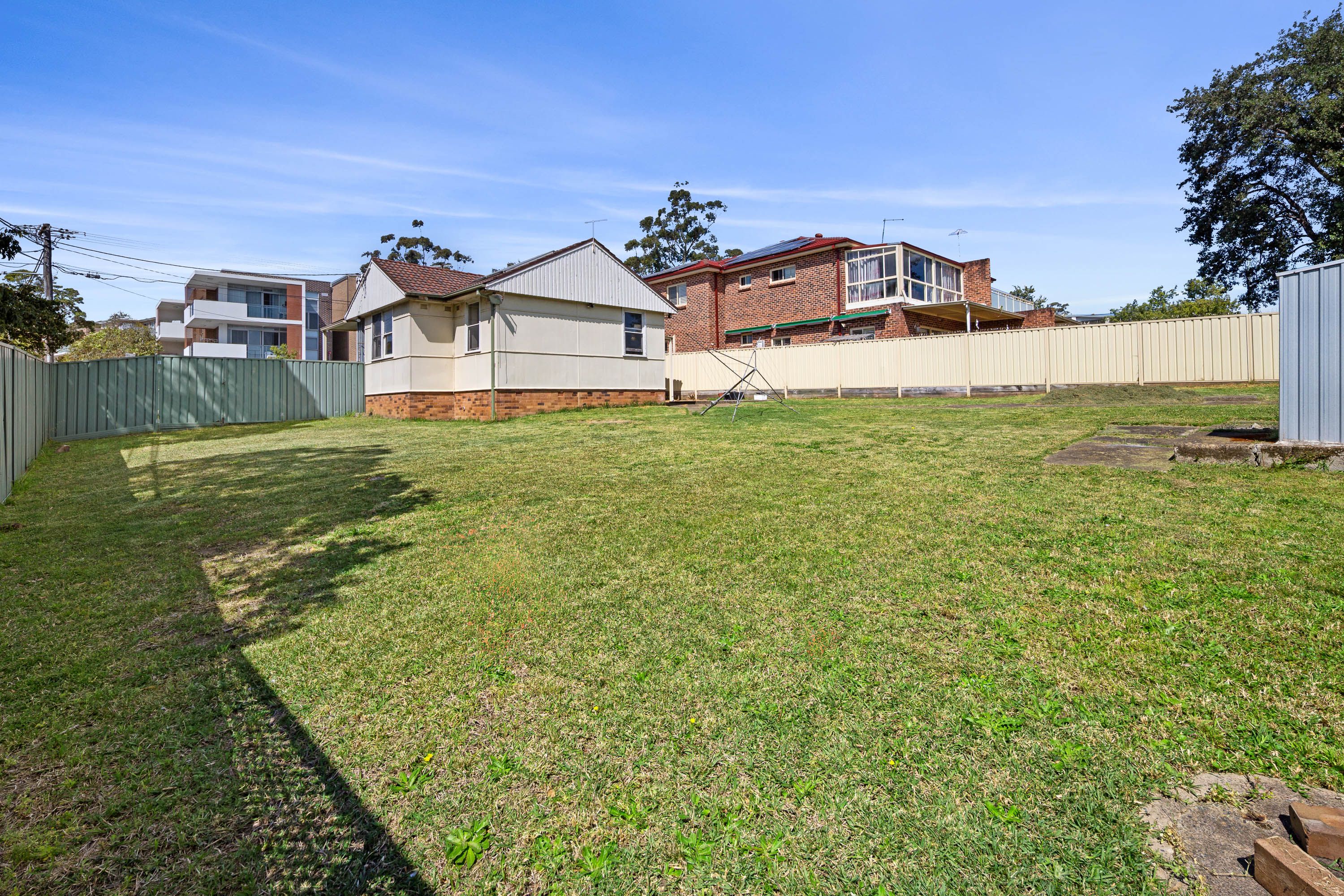 26 Trafalgar Street — photo 9 of 12