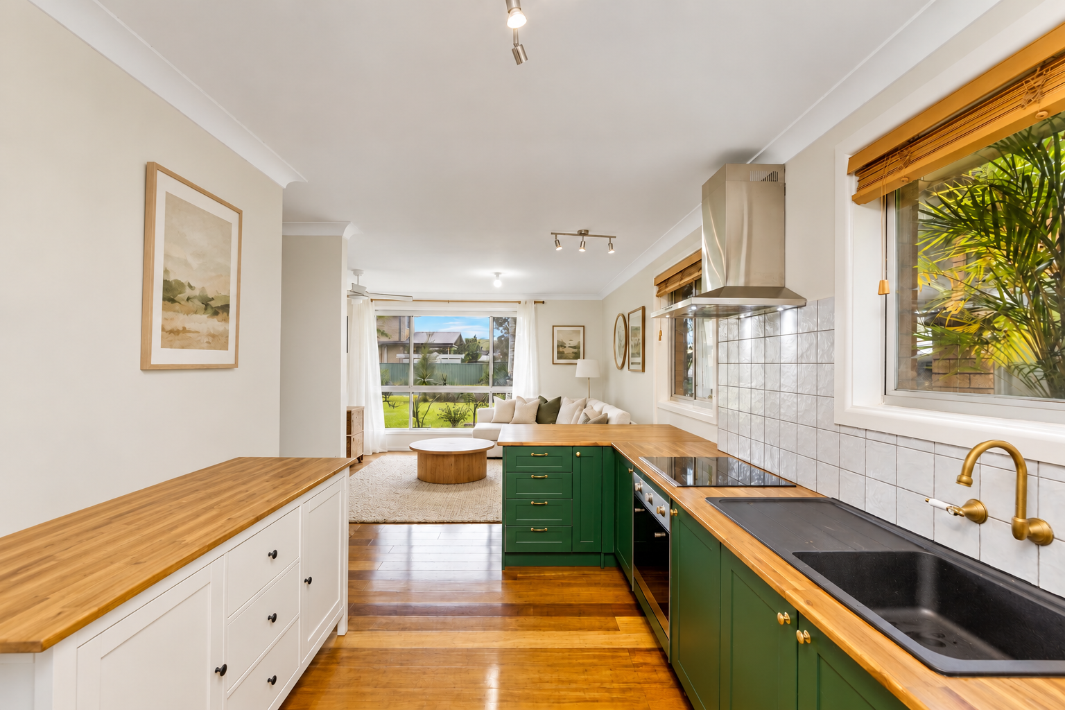 56 Emora Avenue — photo 3 of 11