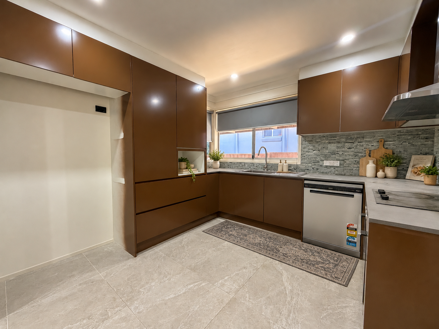 100 Fragar Road — photo 3 of 10