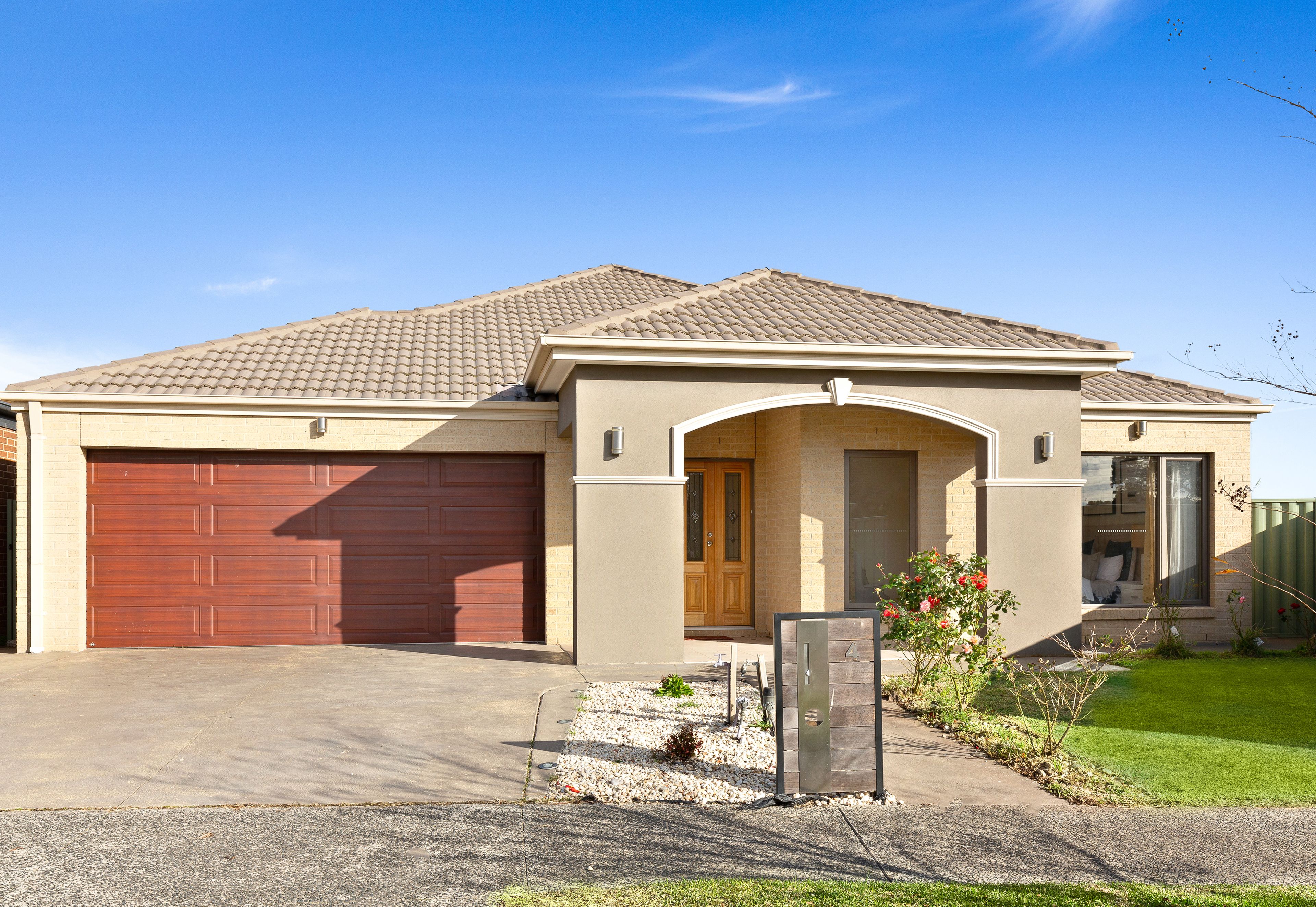 4 Silky Oak Street, Pakenham, VIC 3810