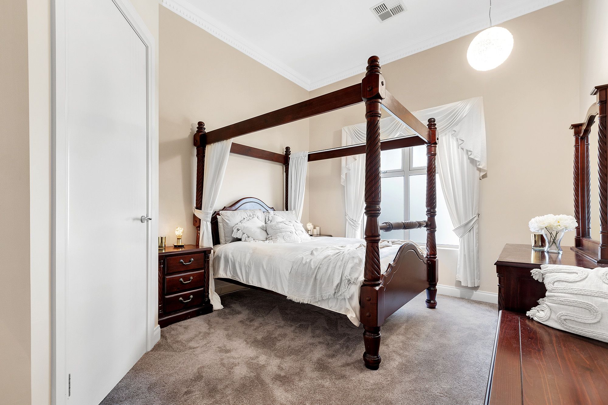 37 Highfield Drive — photo 17 of 29