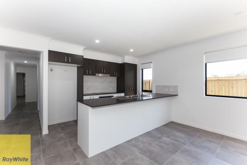 31 Booth Street, Redbank, QLD 4301