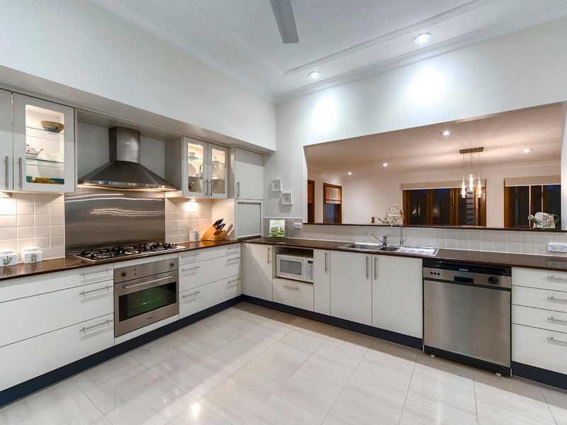 42 Creswick Street, Clayfield, QLD 4011