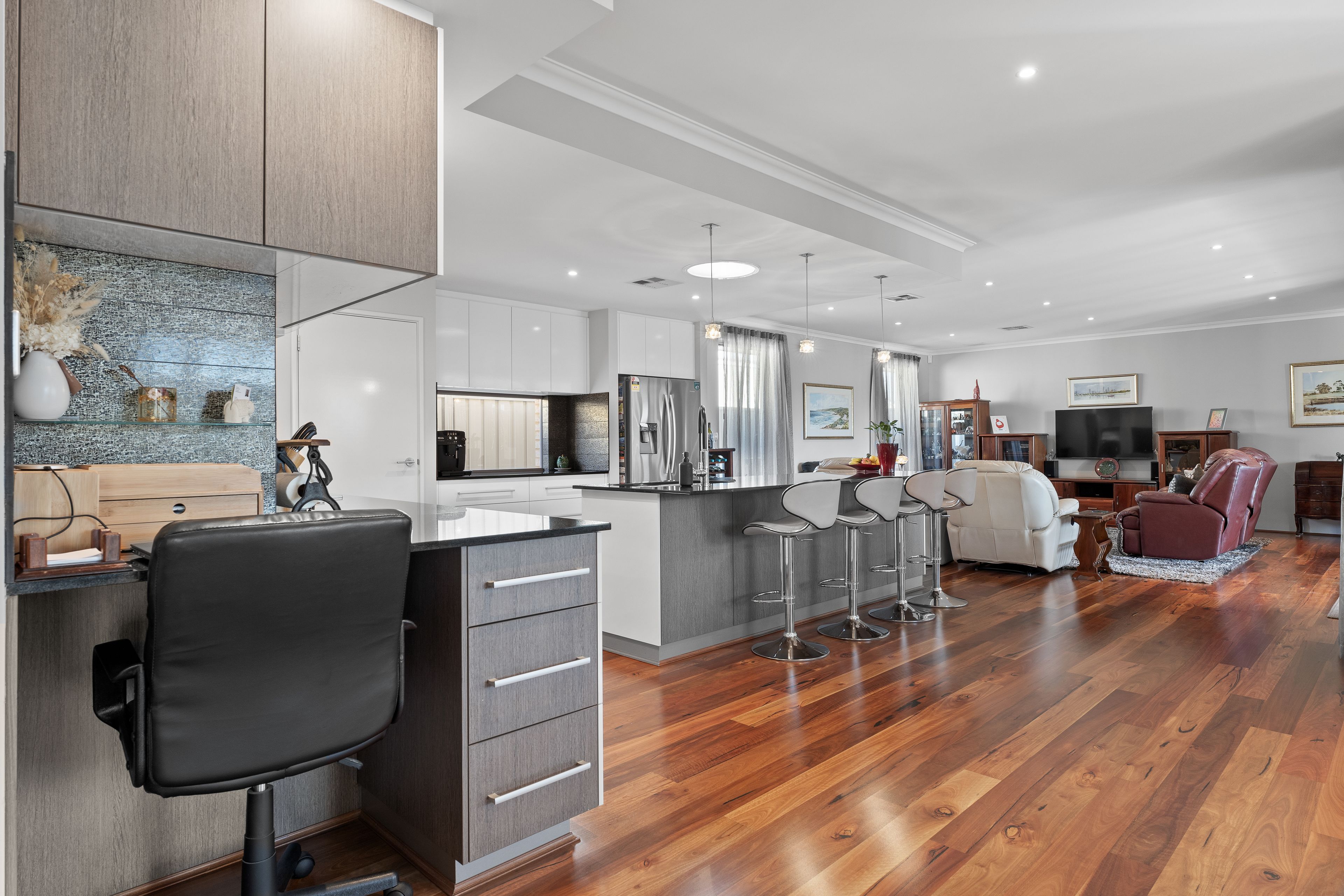 6 William Street — photo 15 of 30