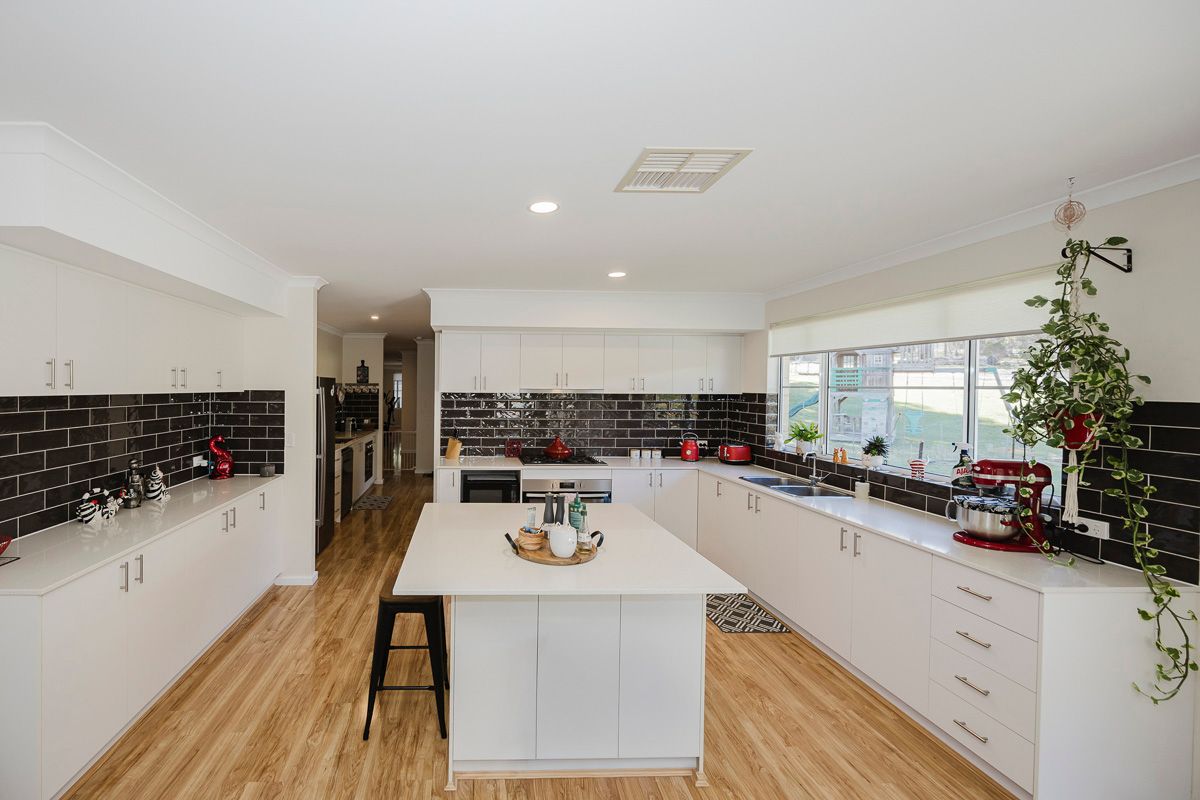 19 Cinnamon Meander — photo 7 of 30