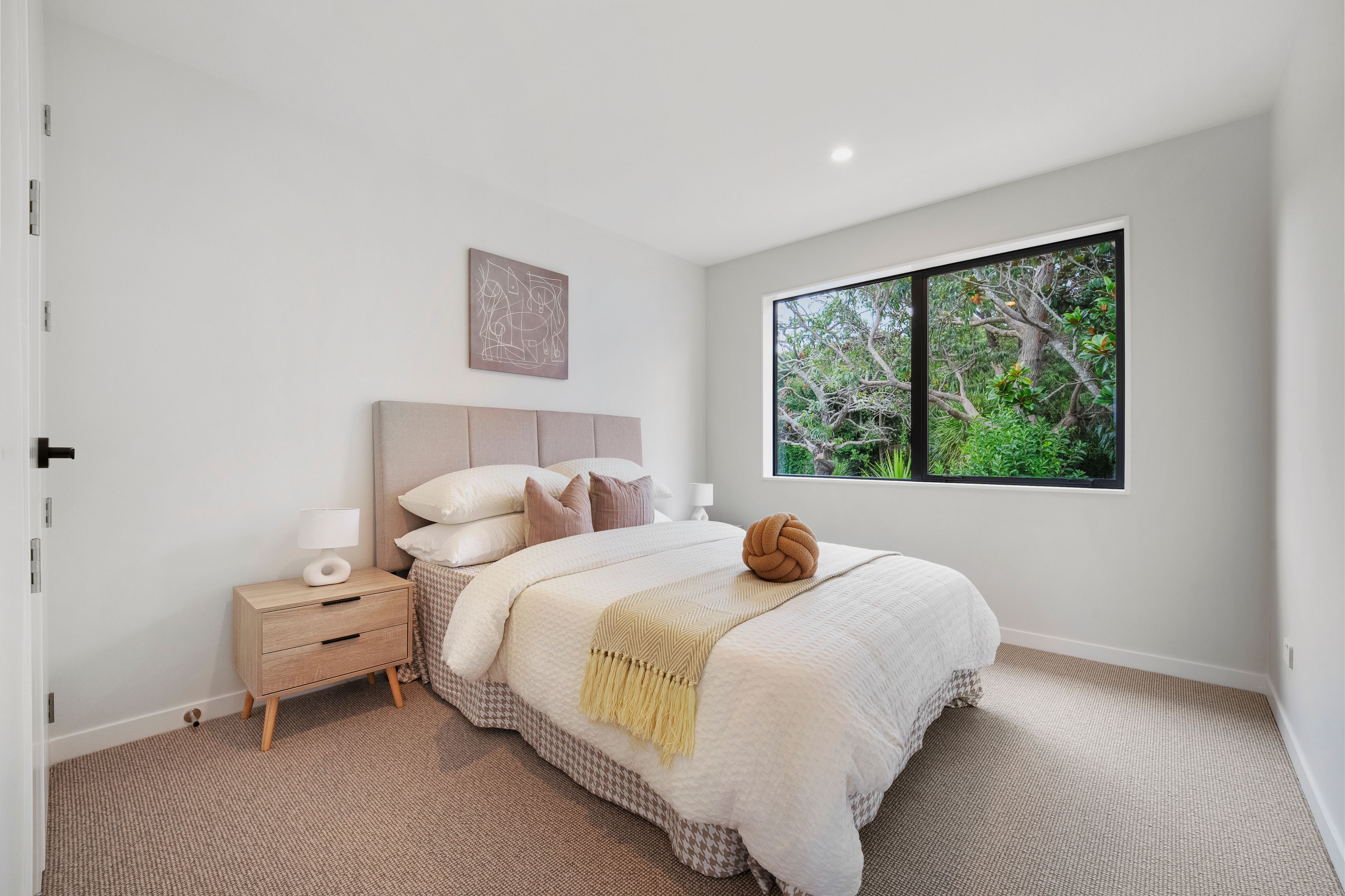 8/8 Park Rise, Campbells Bay, North Shore City