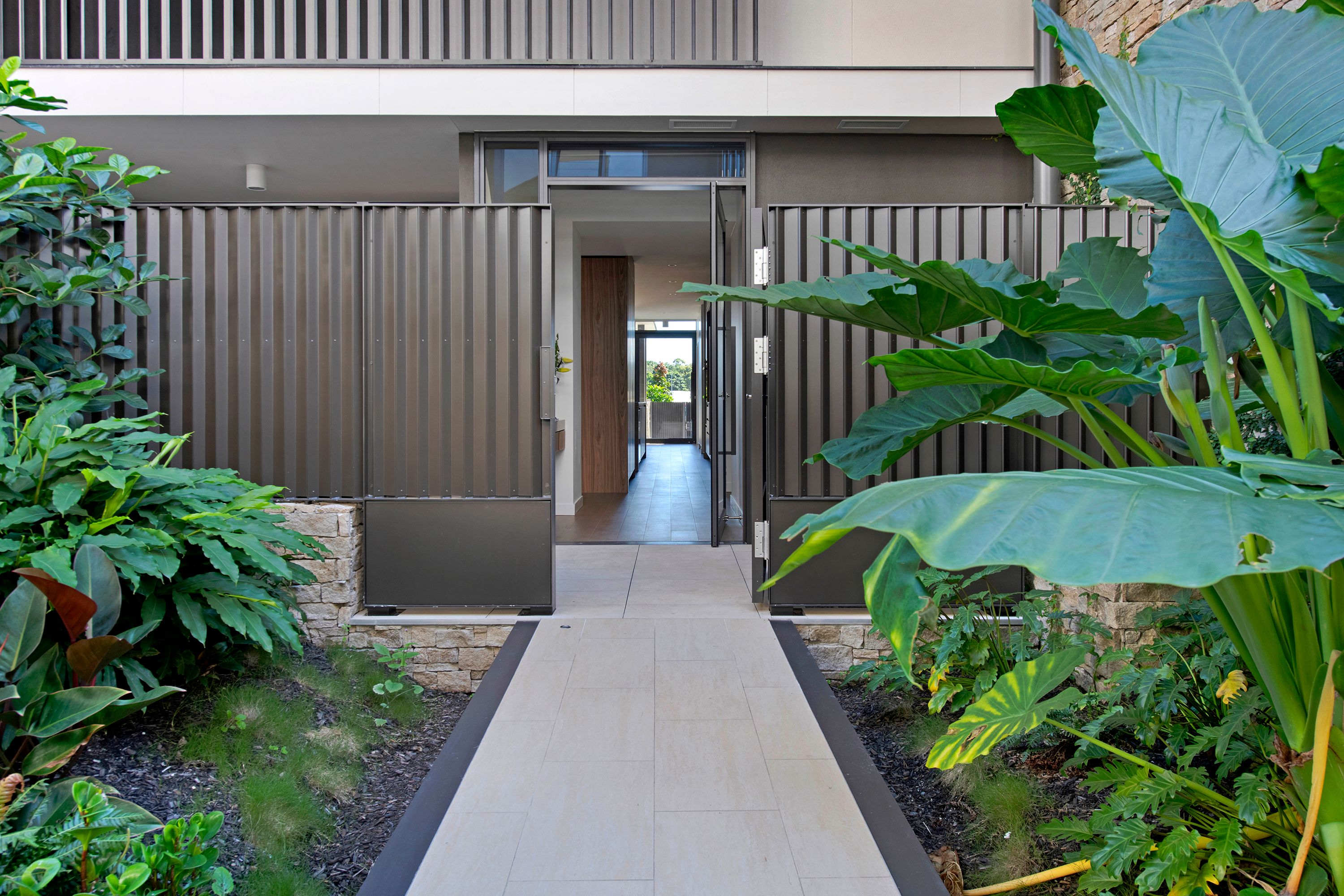 2/1 Grand Jabiru Way — photo 14 of 19