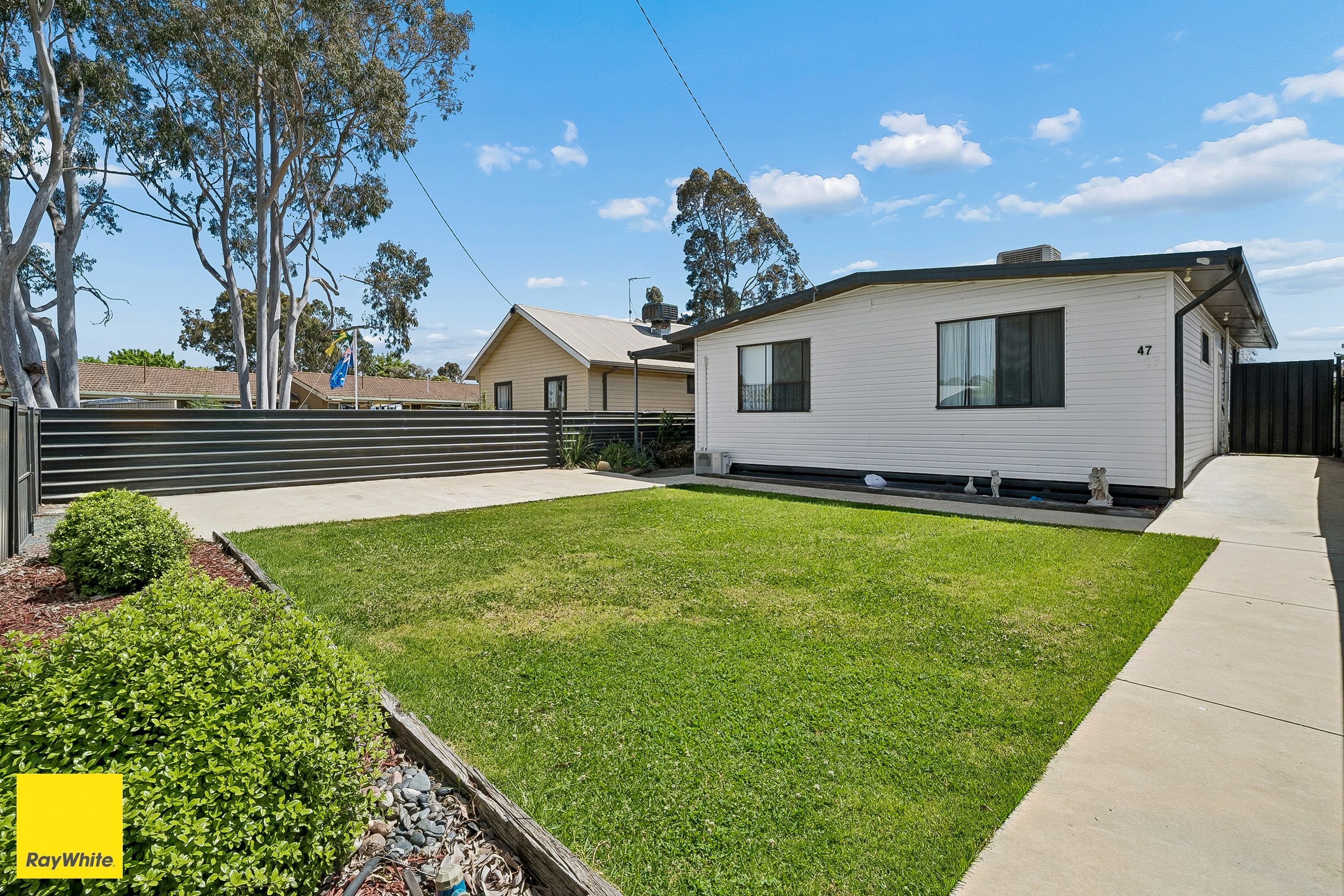 47 Birdwood Avenue — photo from Ray White Tatura
