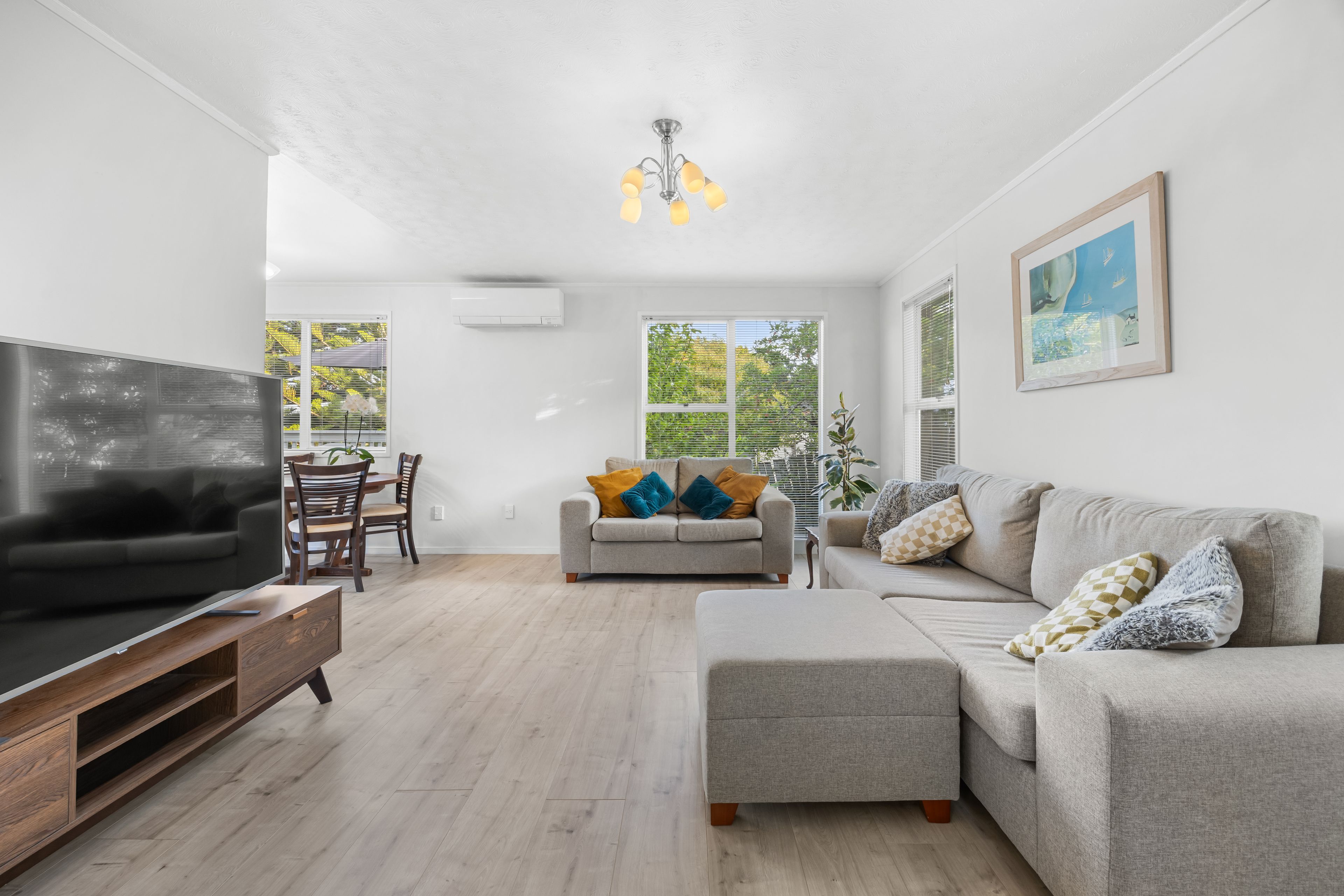 63 Hartley Terrace, Massey, Waitakere City