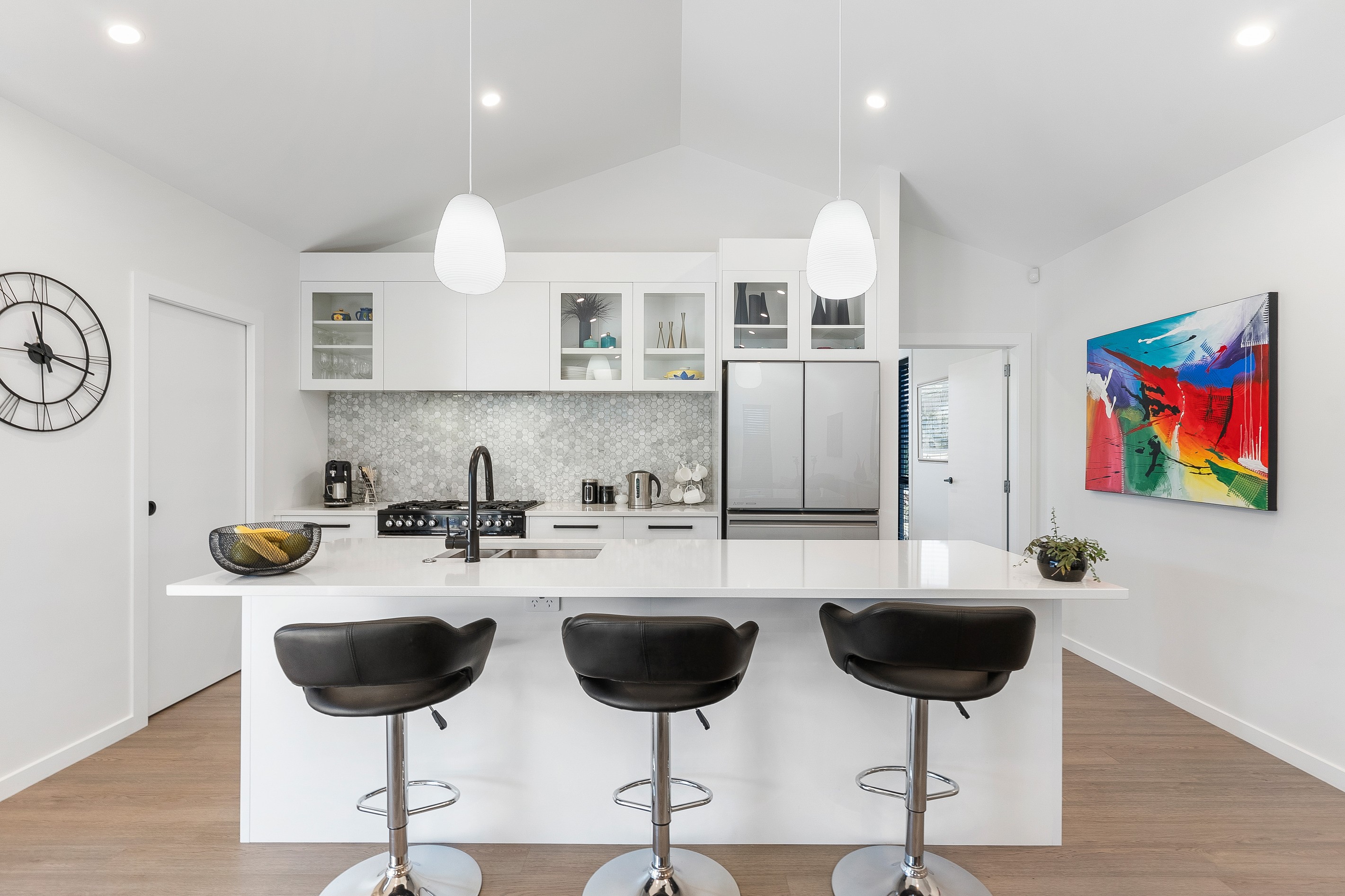 61 Queen Charlotte Drive, Aotea, Porirua City