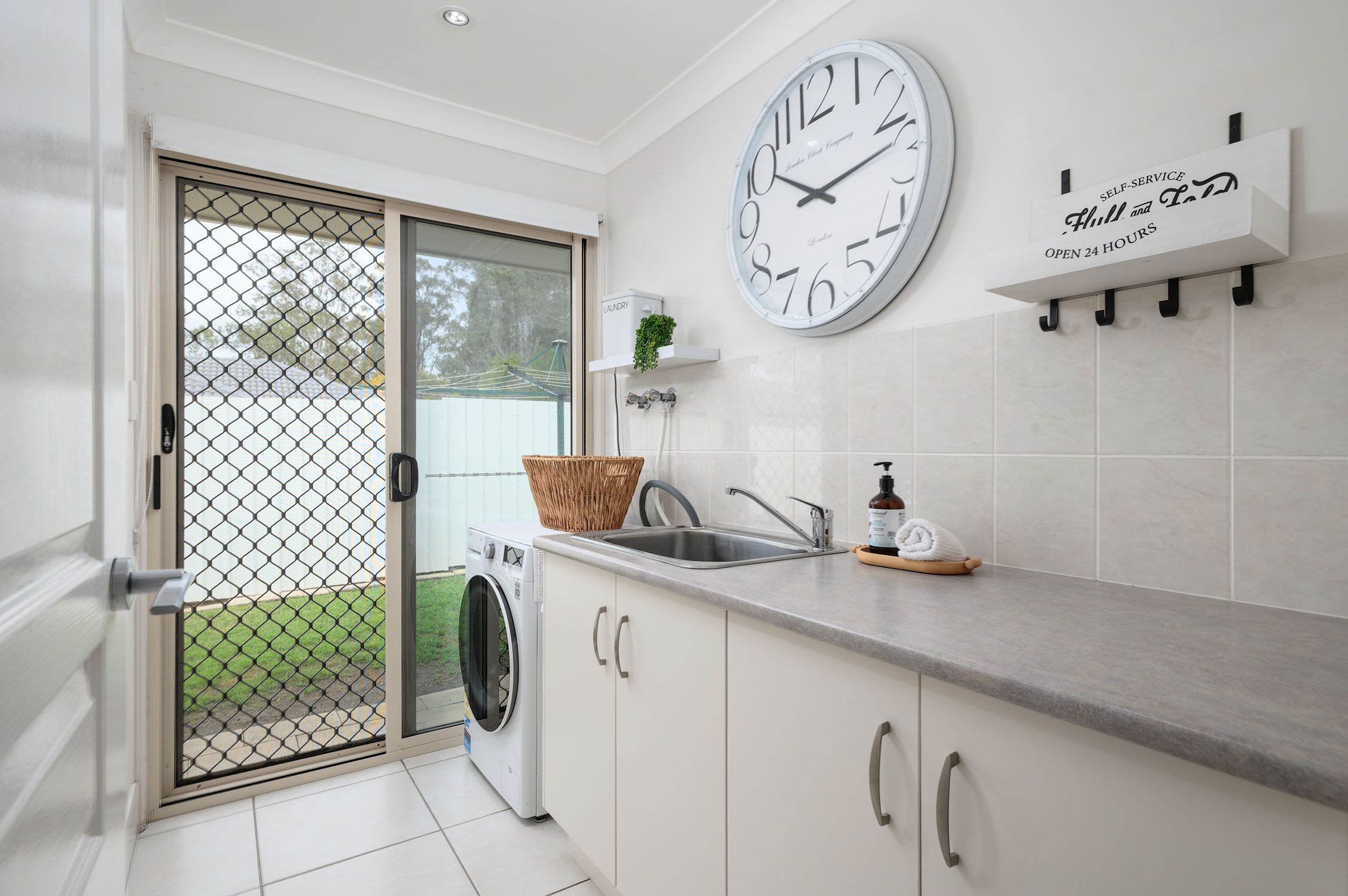 47 Gympie View Drive — photo 17 of 30