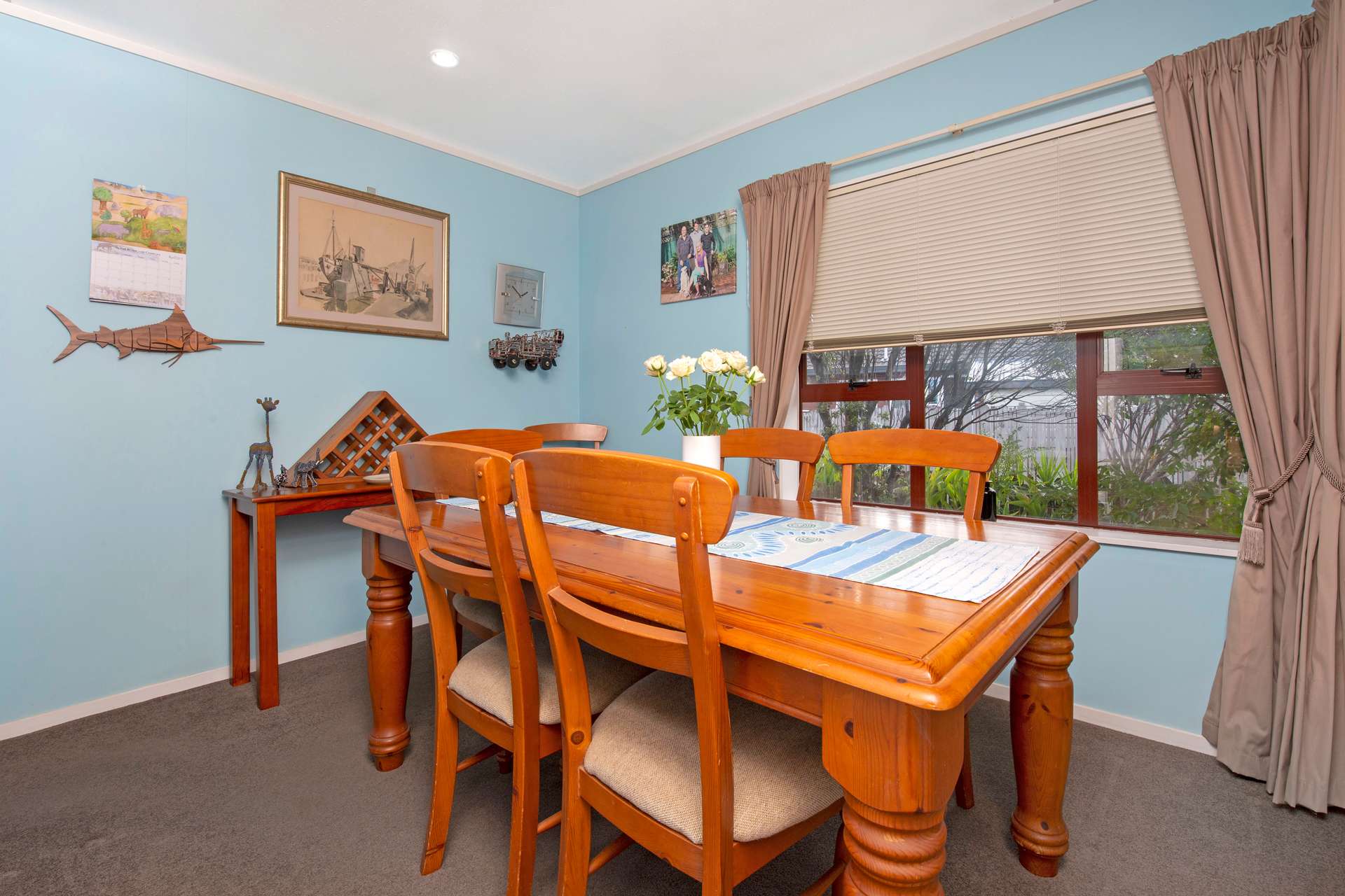 16 Nedlands Place photo 2