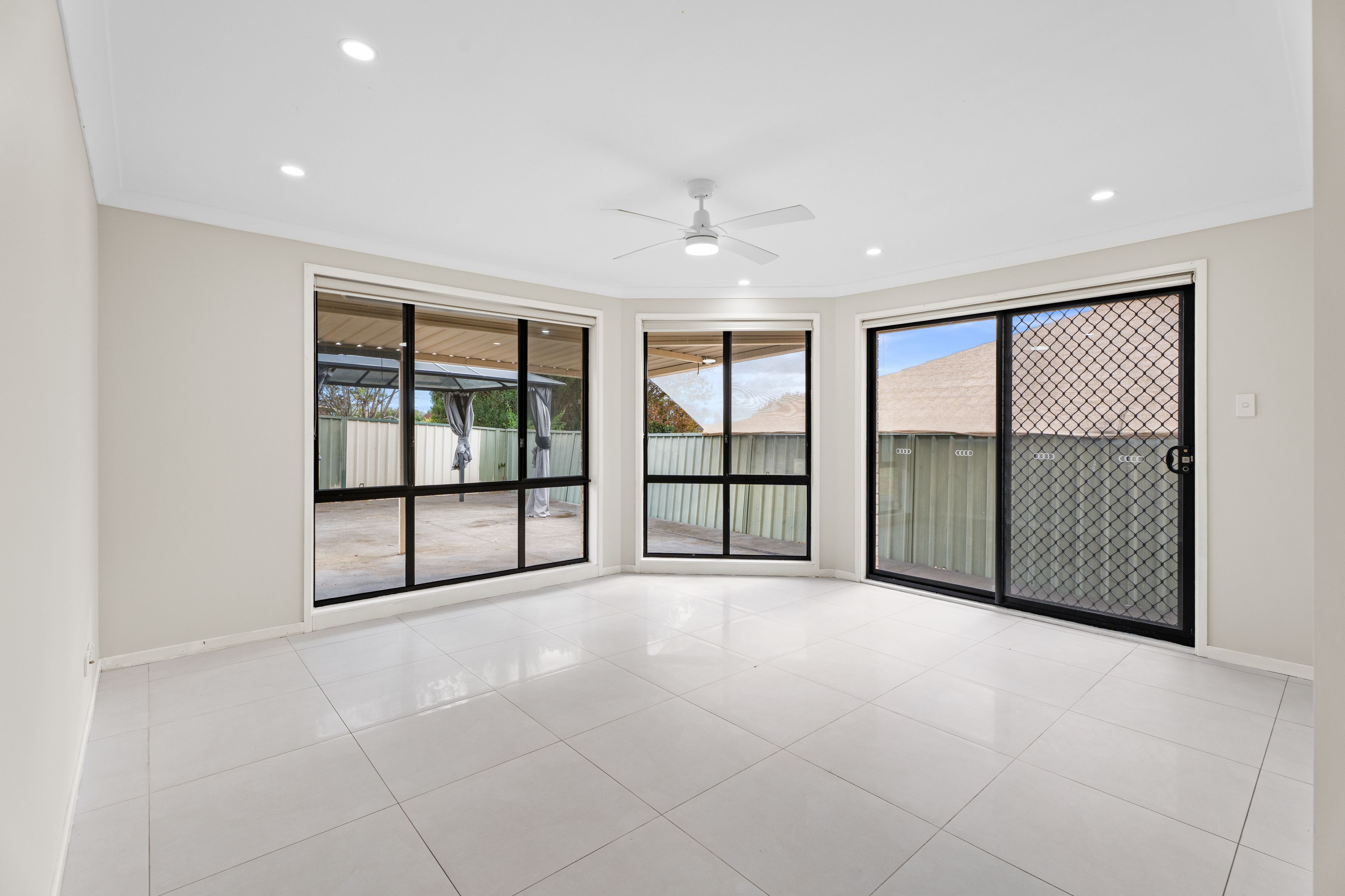 9 Thornbill Crescent, Glenmore Park, NSW
