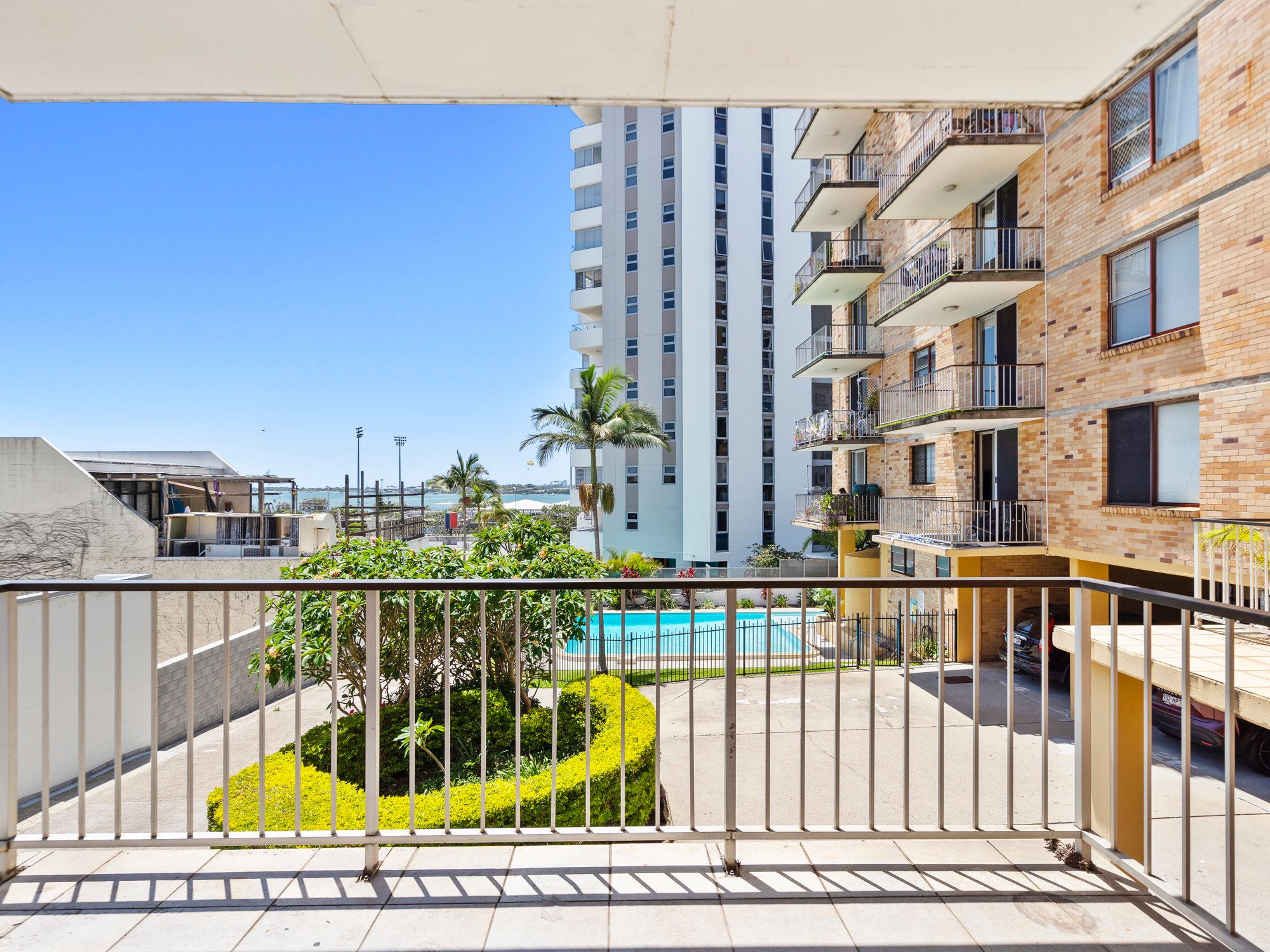4/72 Marine Parade — photo 5 of 13