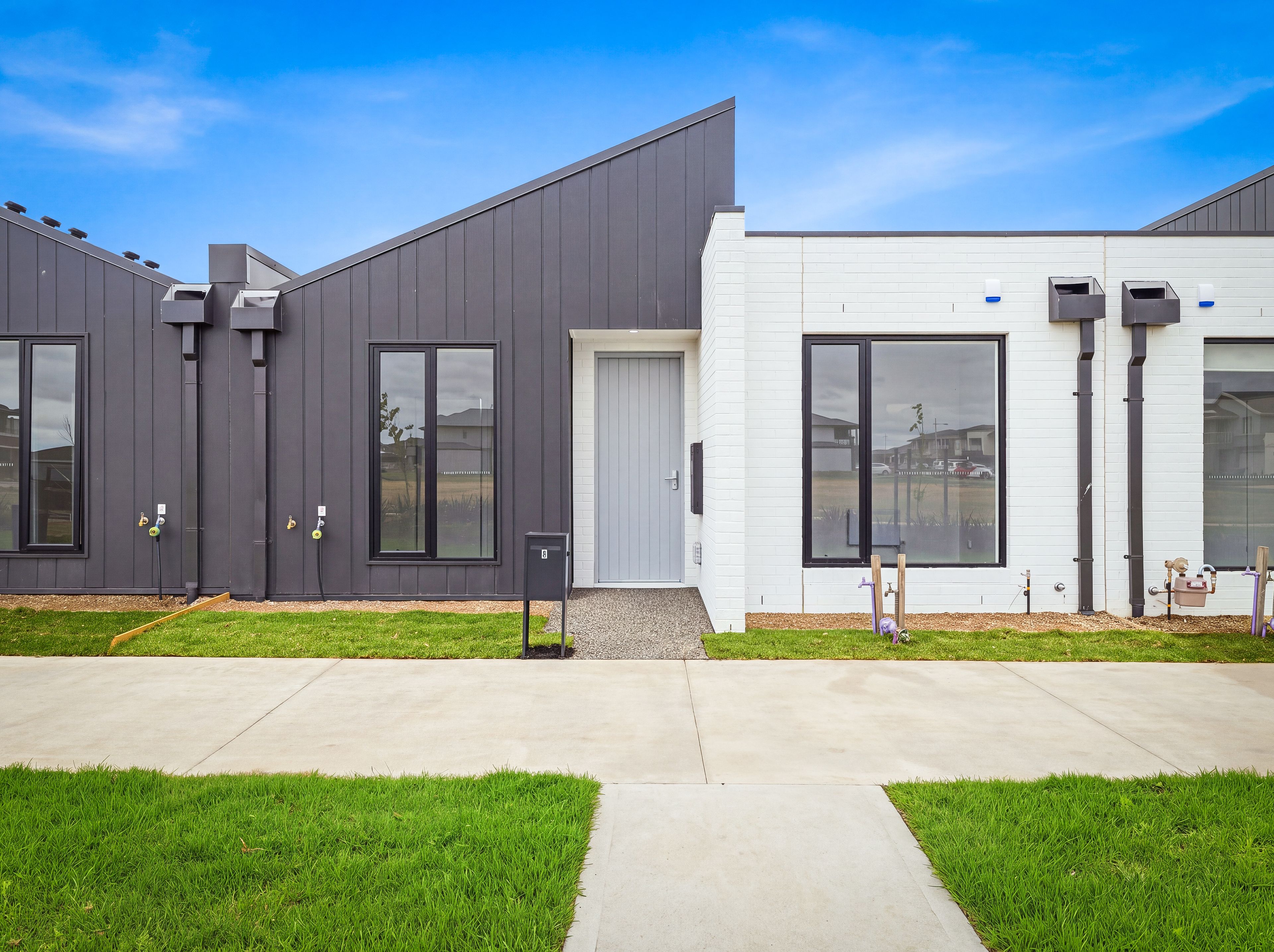 8 Mantri Walk — photo from Ray White Werribee
