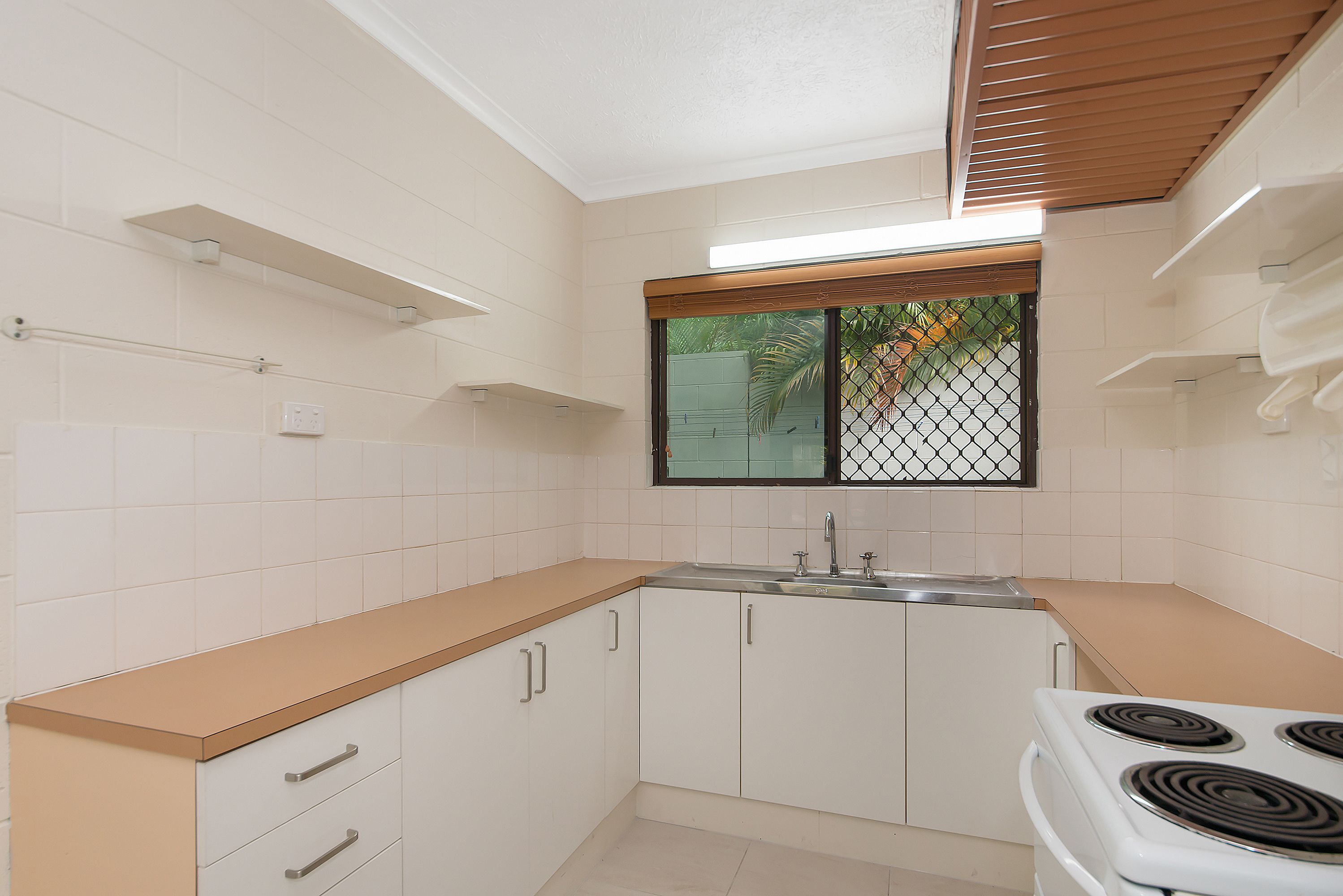 4/57 Alexandra Street, North Ward, QLD 4810