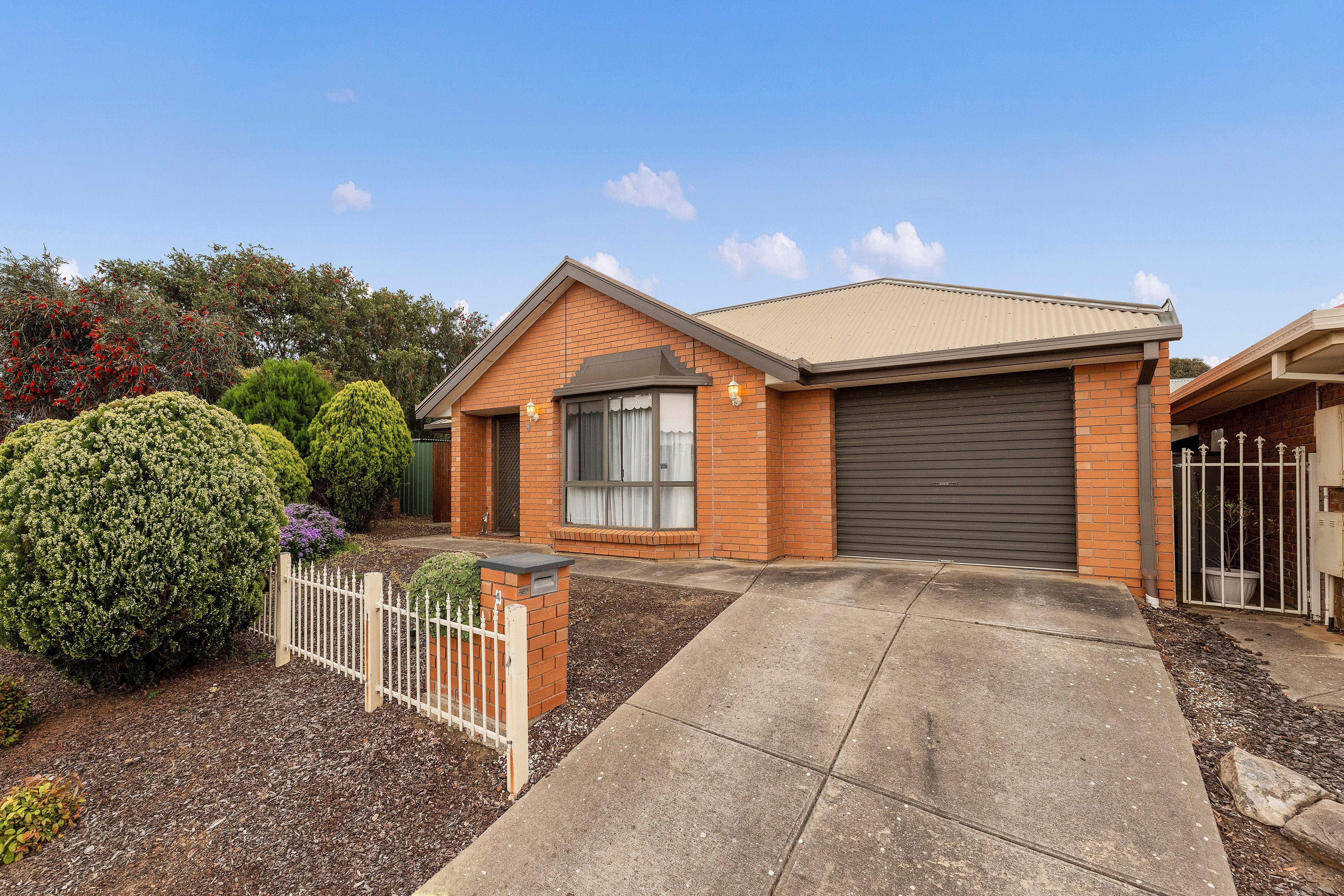 4 Cambridge Street, Wynn Vale, SA 5127