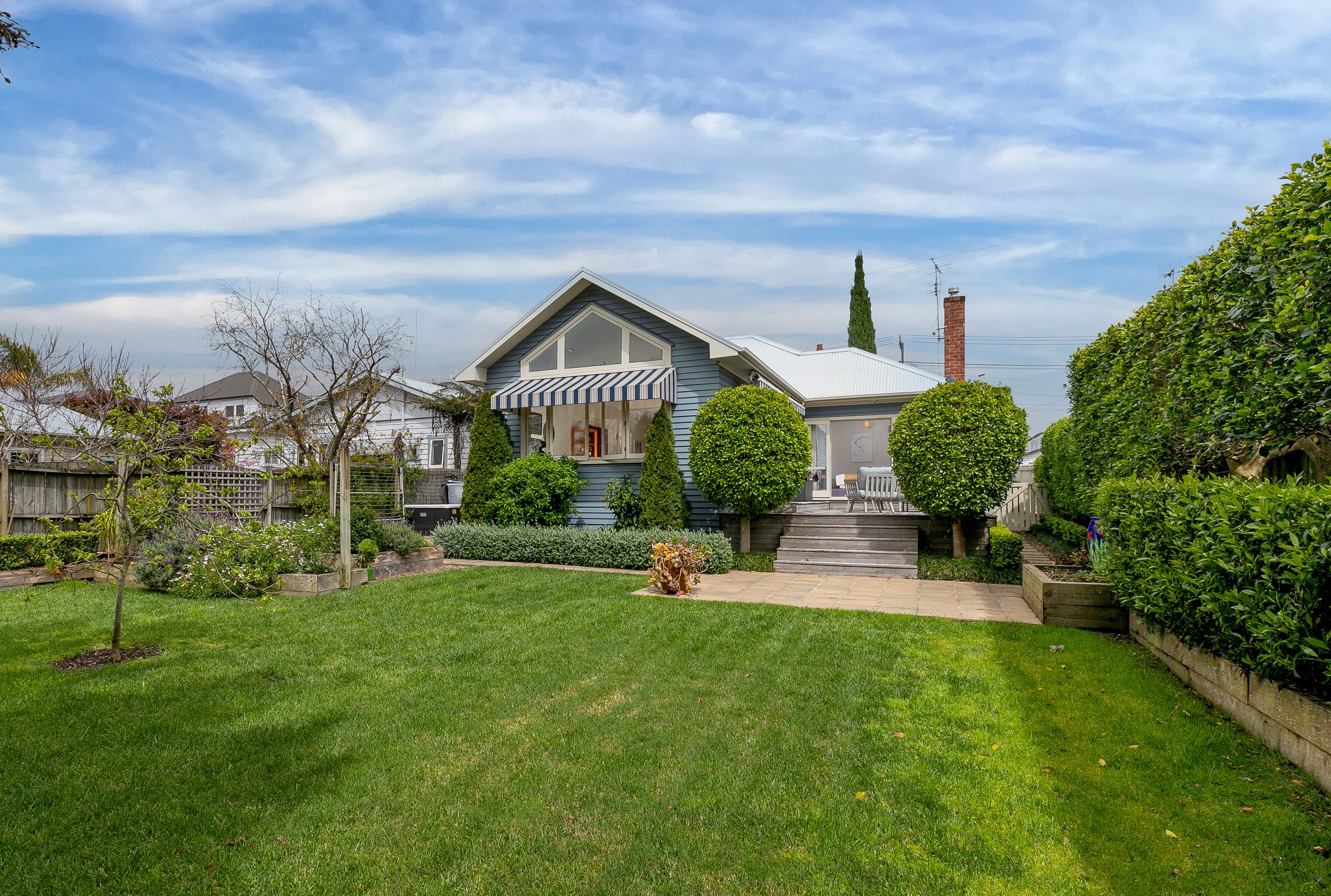 41 Moa Road, Point Chevalier, Auckland City 1022 Sold House Ray