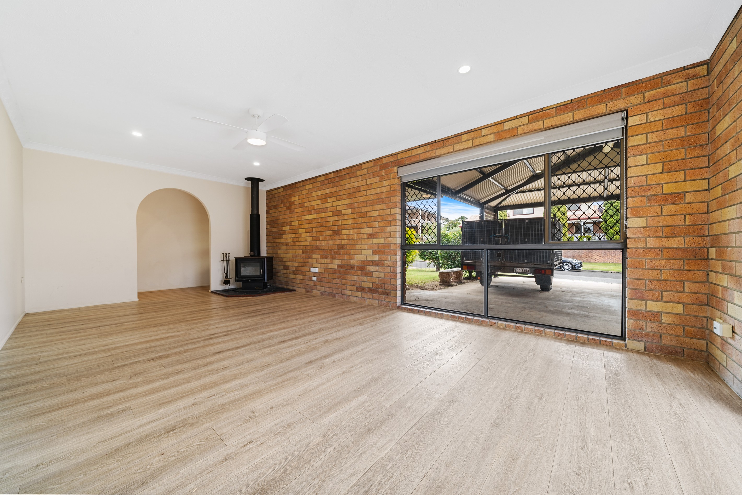8 Heysen Court, Collingwood Park, QLD 4301