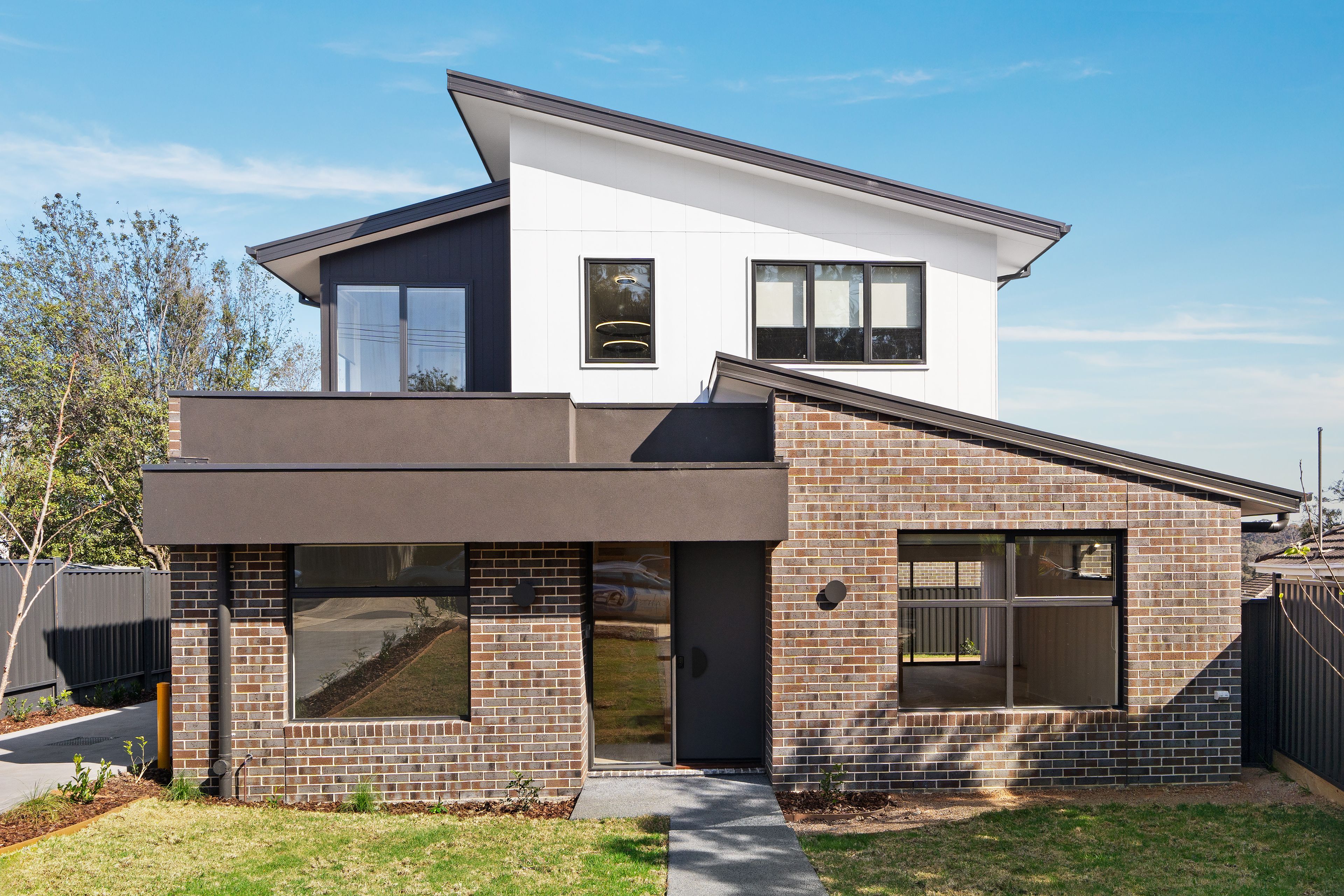 1/3 Munro Street — photo from Ray White Macleod