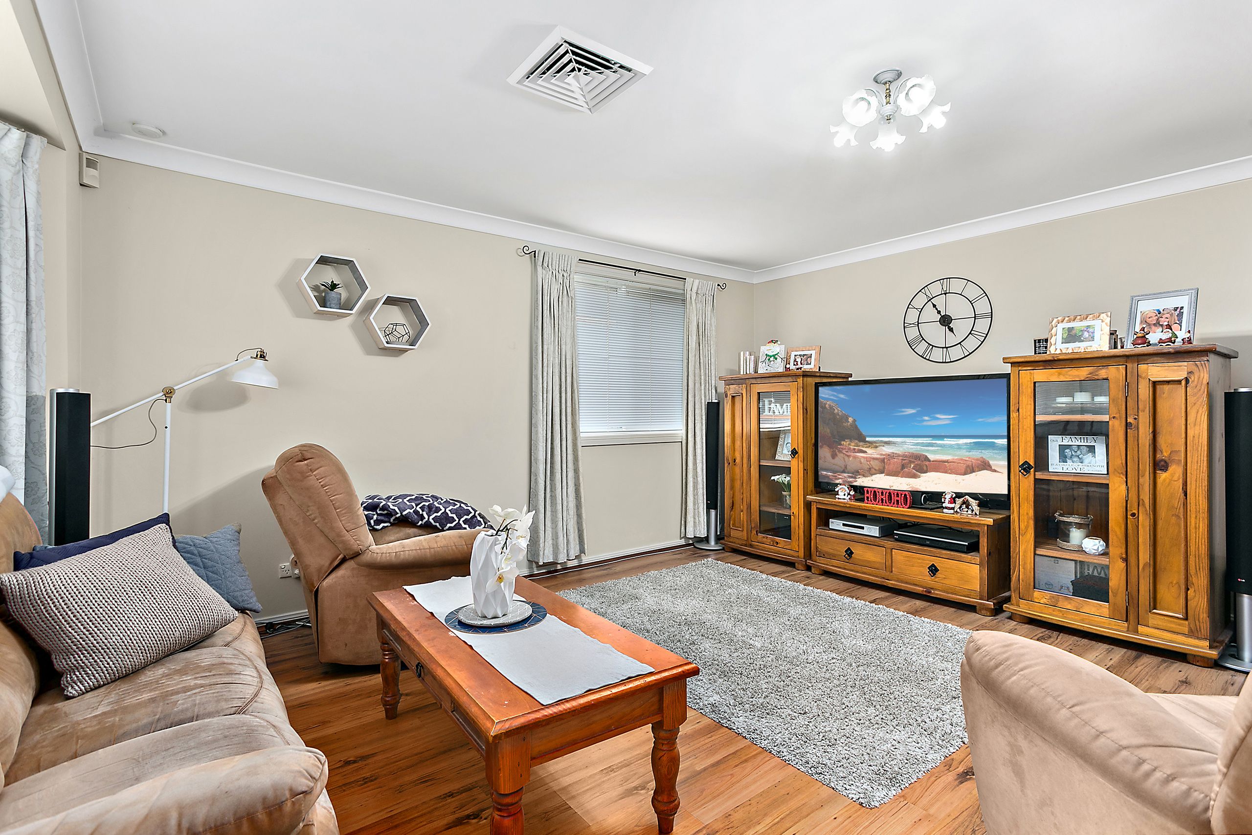8 Roper Road, Albion Park, NSW 2527