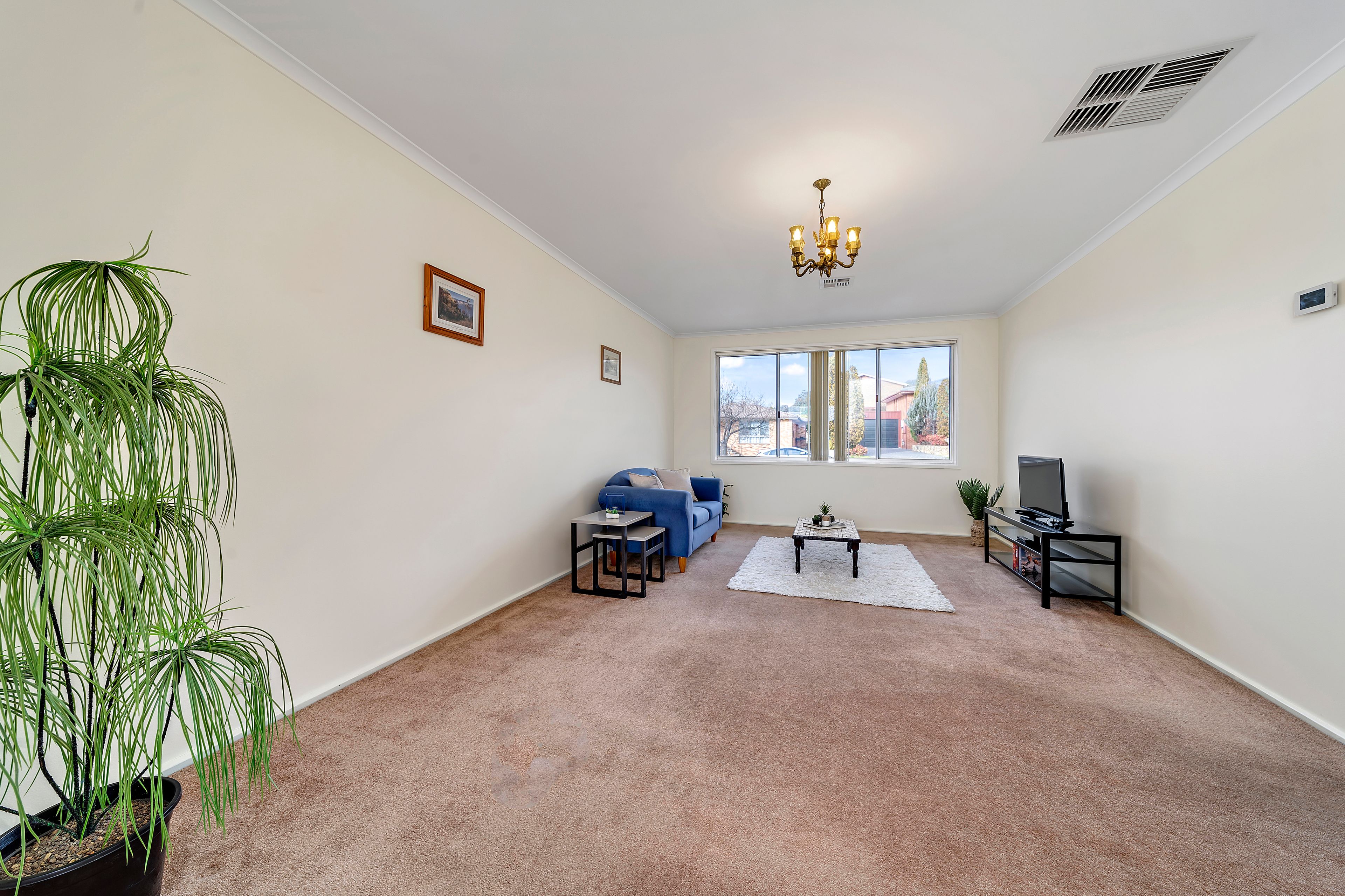 10 McInnes Street, Karabar, NSW 2620