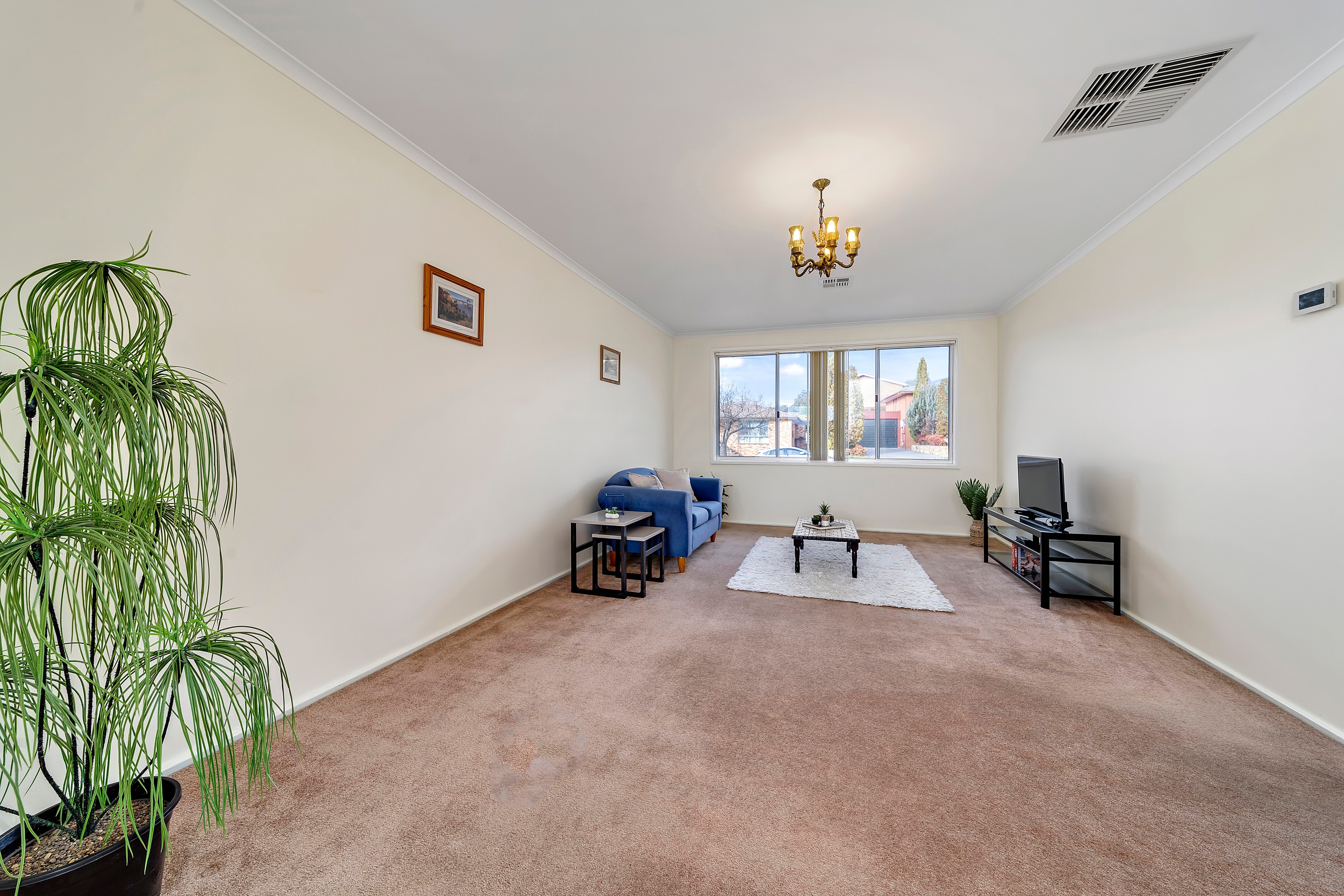 10 McInnes Street, Karabar, NSW 2620