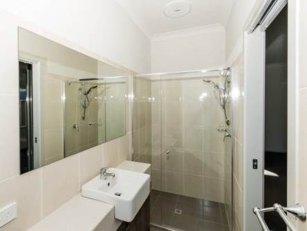 26 Amber Avenue, Clearview, SA 5085