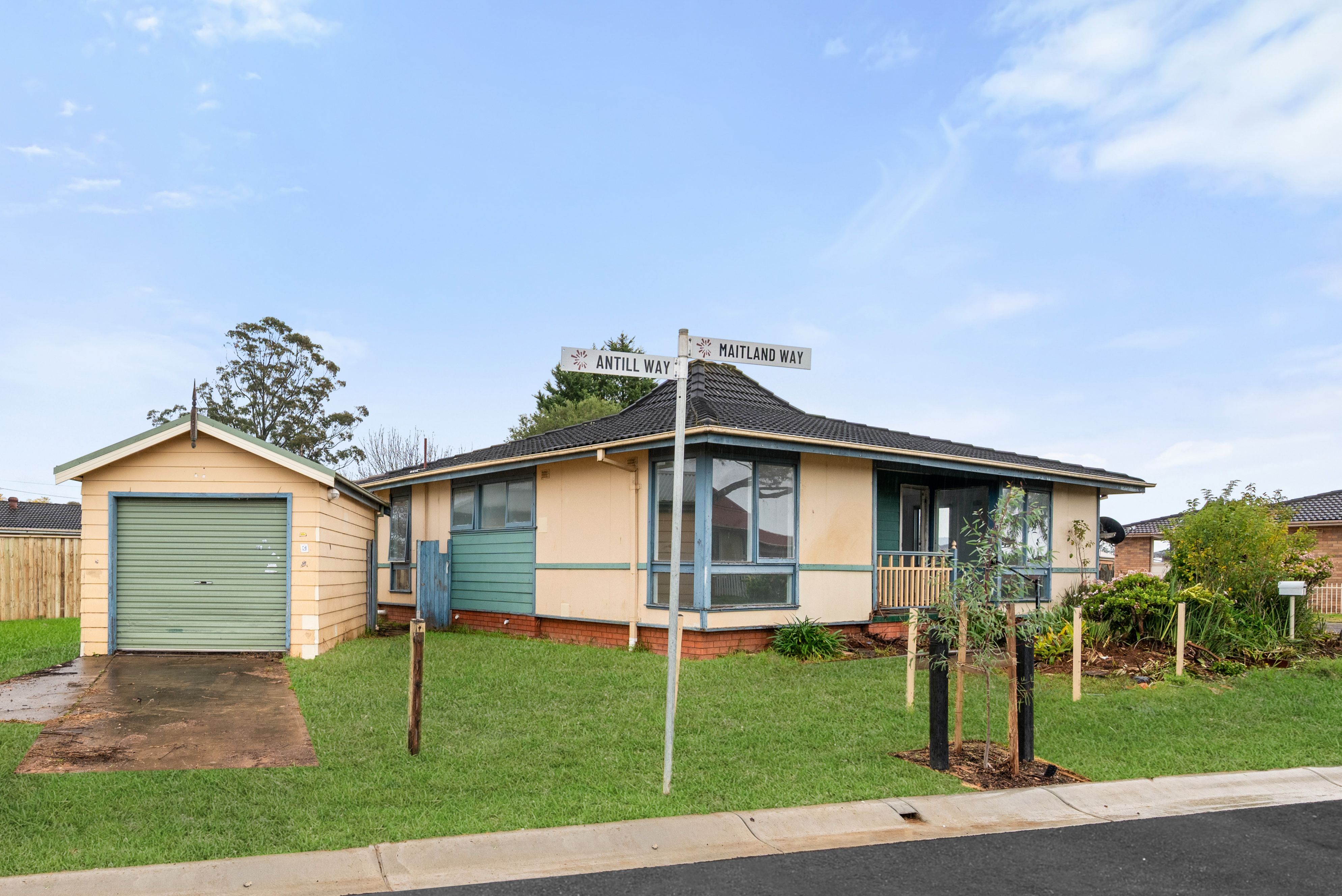 9 Maitland Way, Airds, NSW 2560