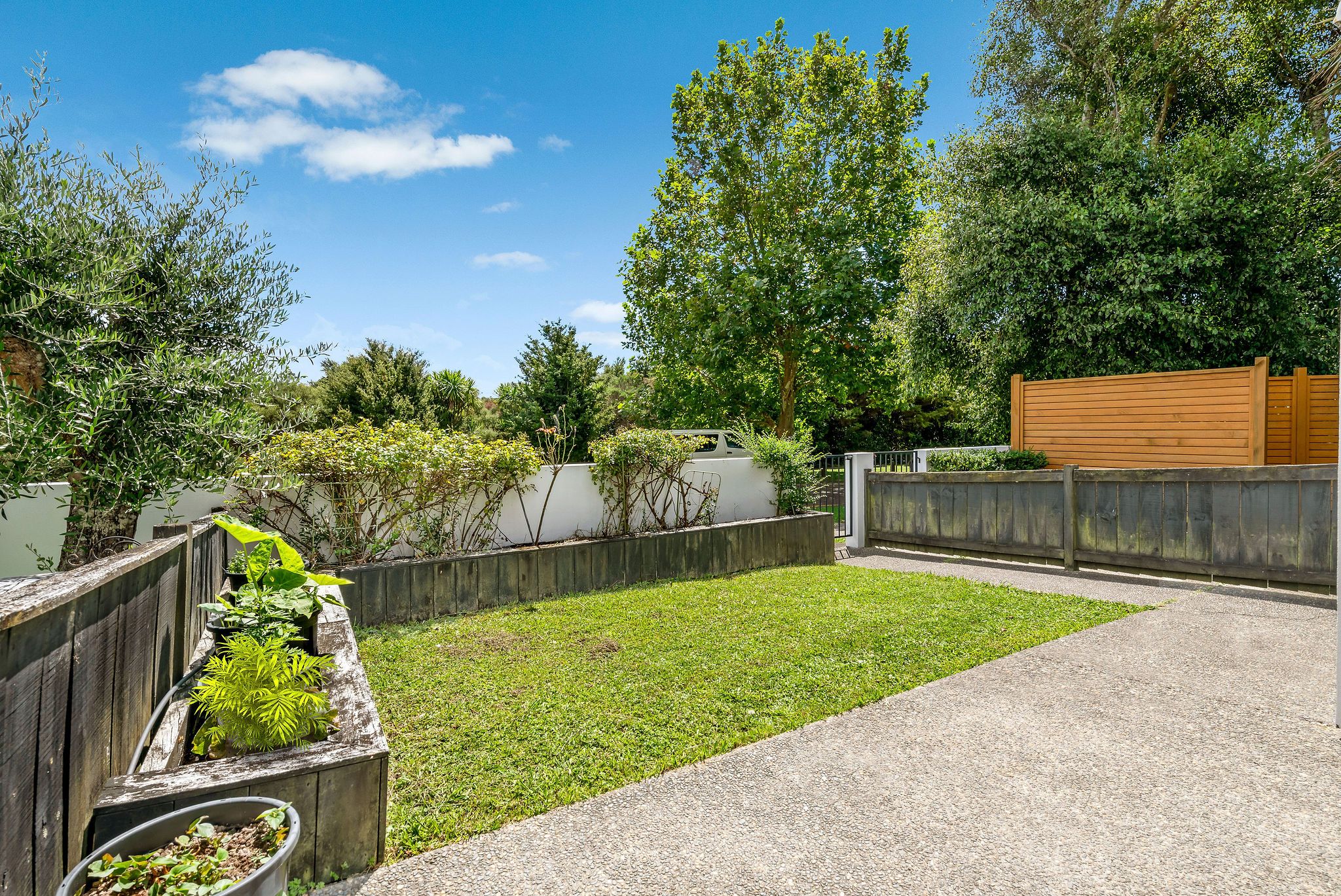 2/27 Kellaway Drive, East Tamaki, Manukau City