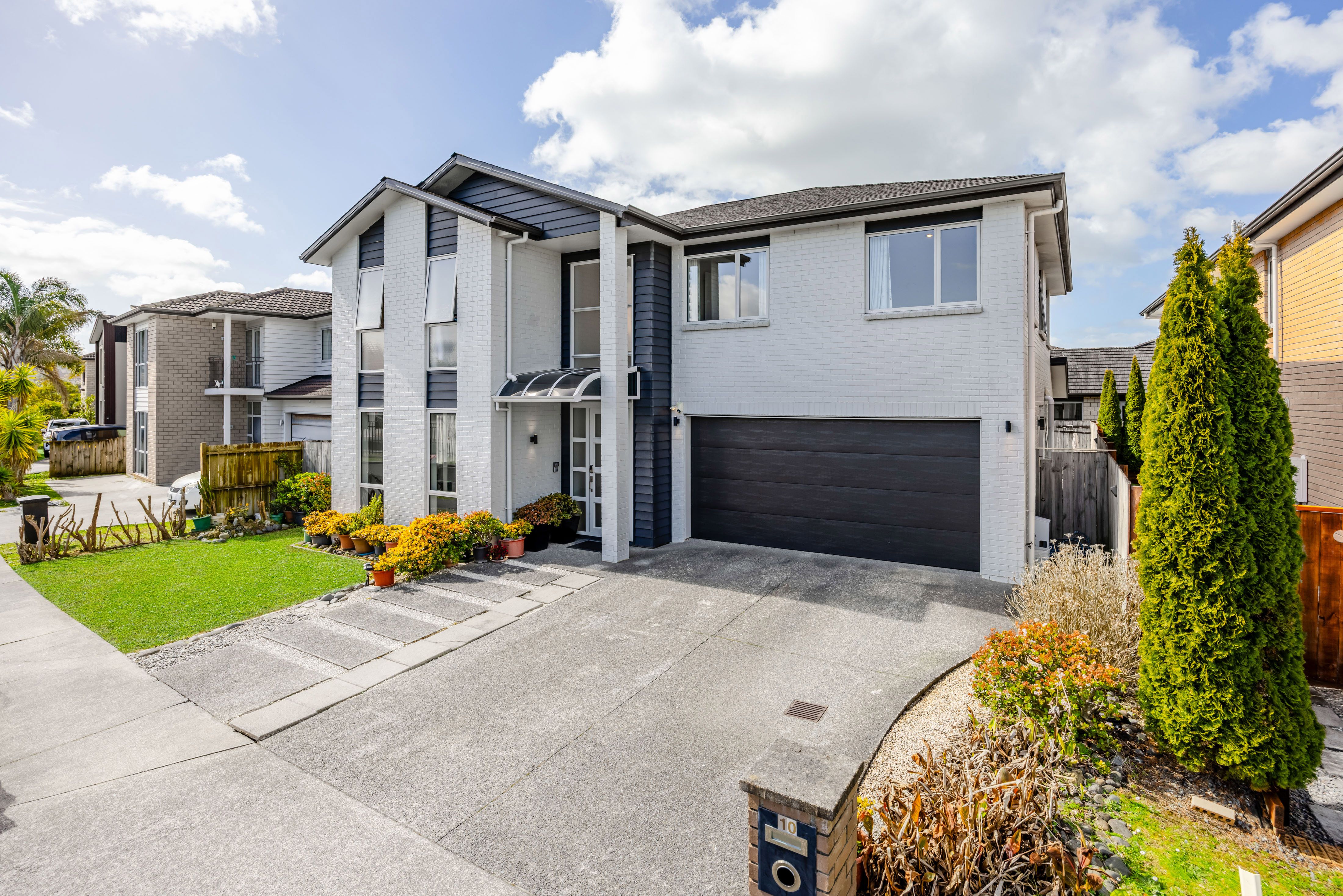 10 Helianthus Avenue, Flat Bush, Manukau City