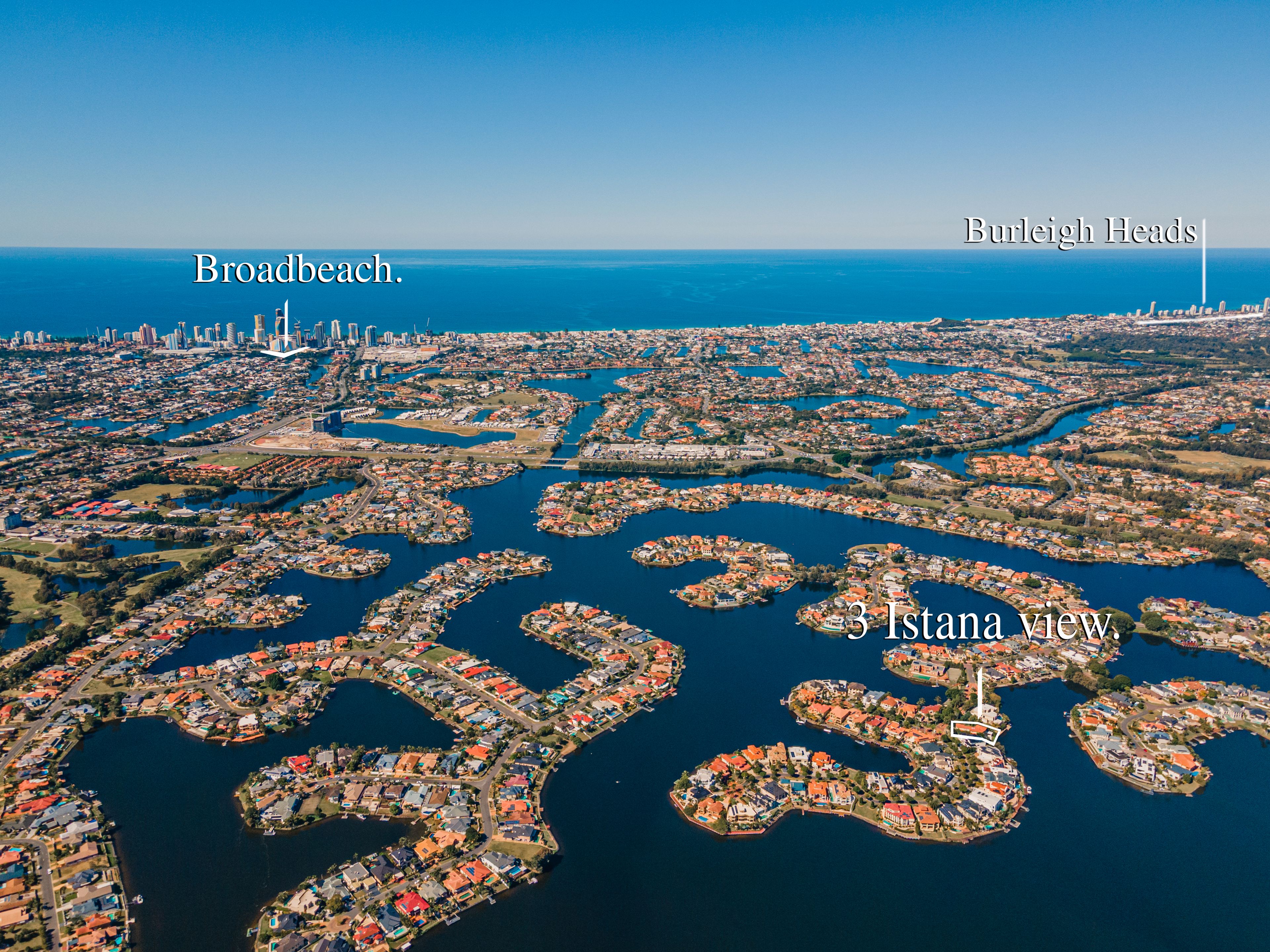 3 Istana View, Clear Island Waters, QLD 4226