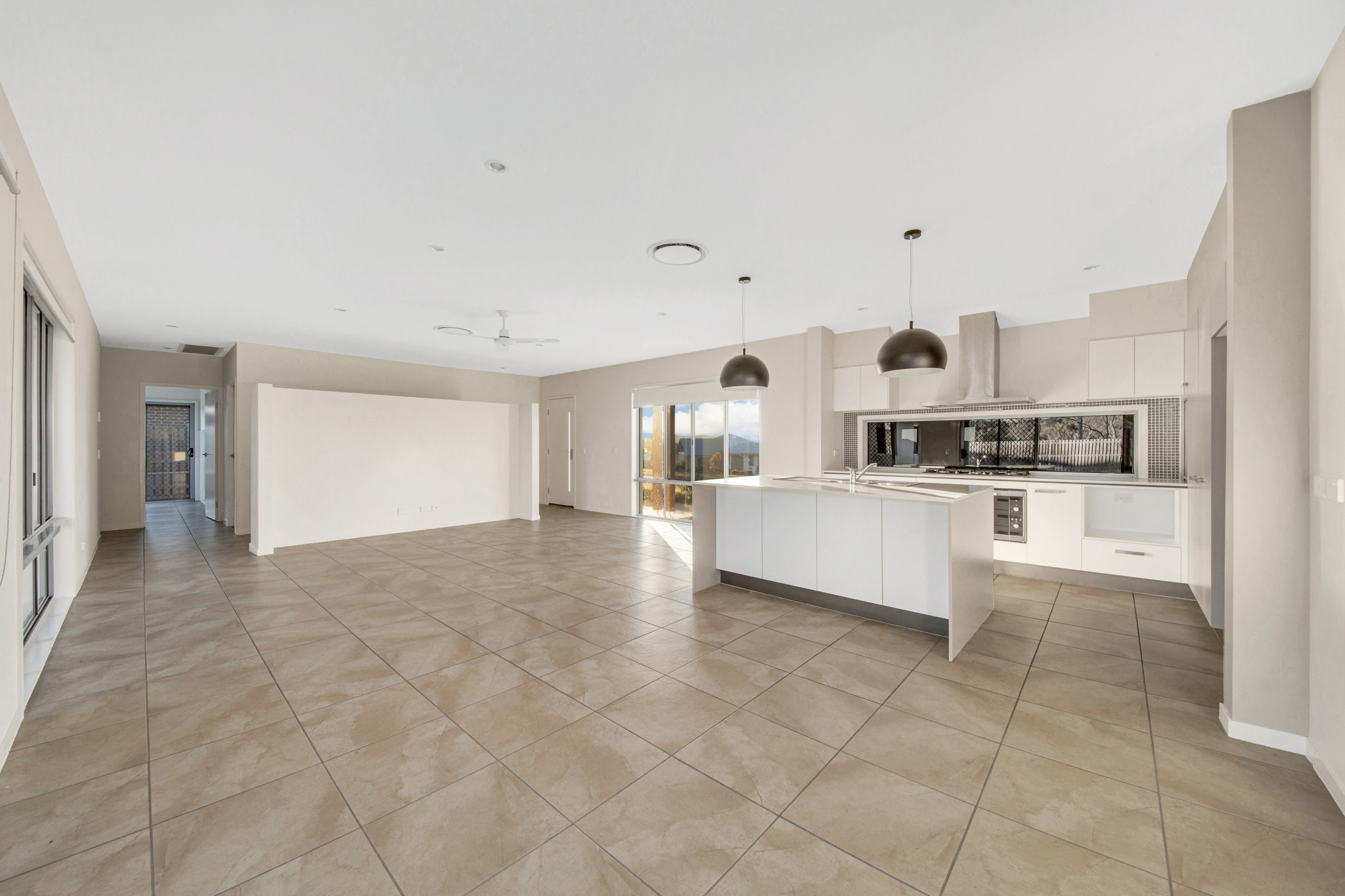 147 Emmadale Drive, New Auckland, QLD 4680