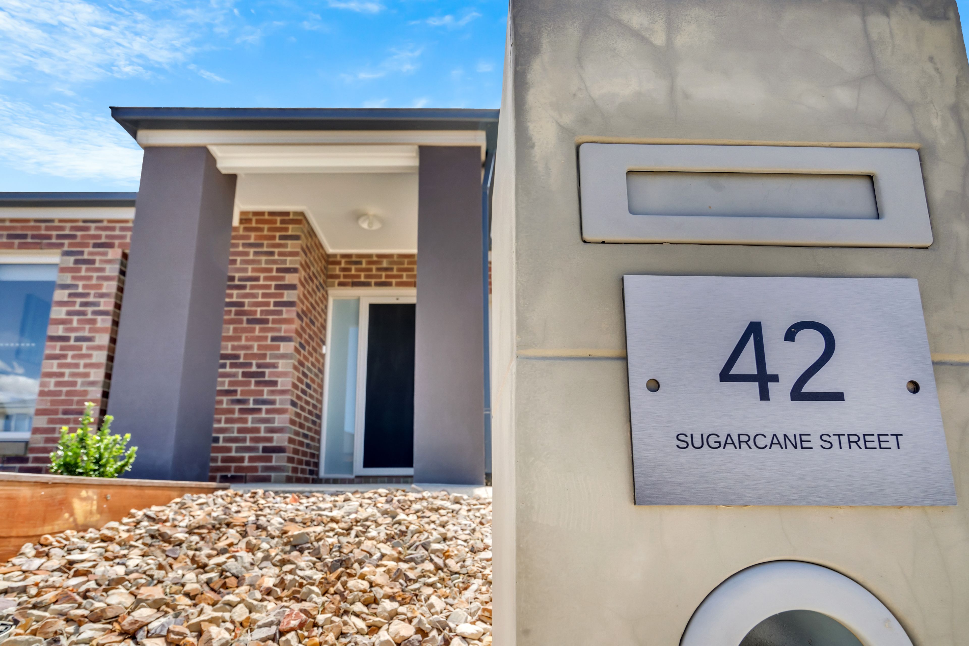 42 Sugarcane Street, Mickleham, VIC 3064