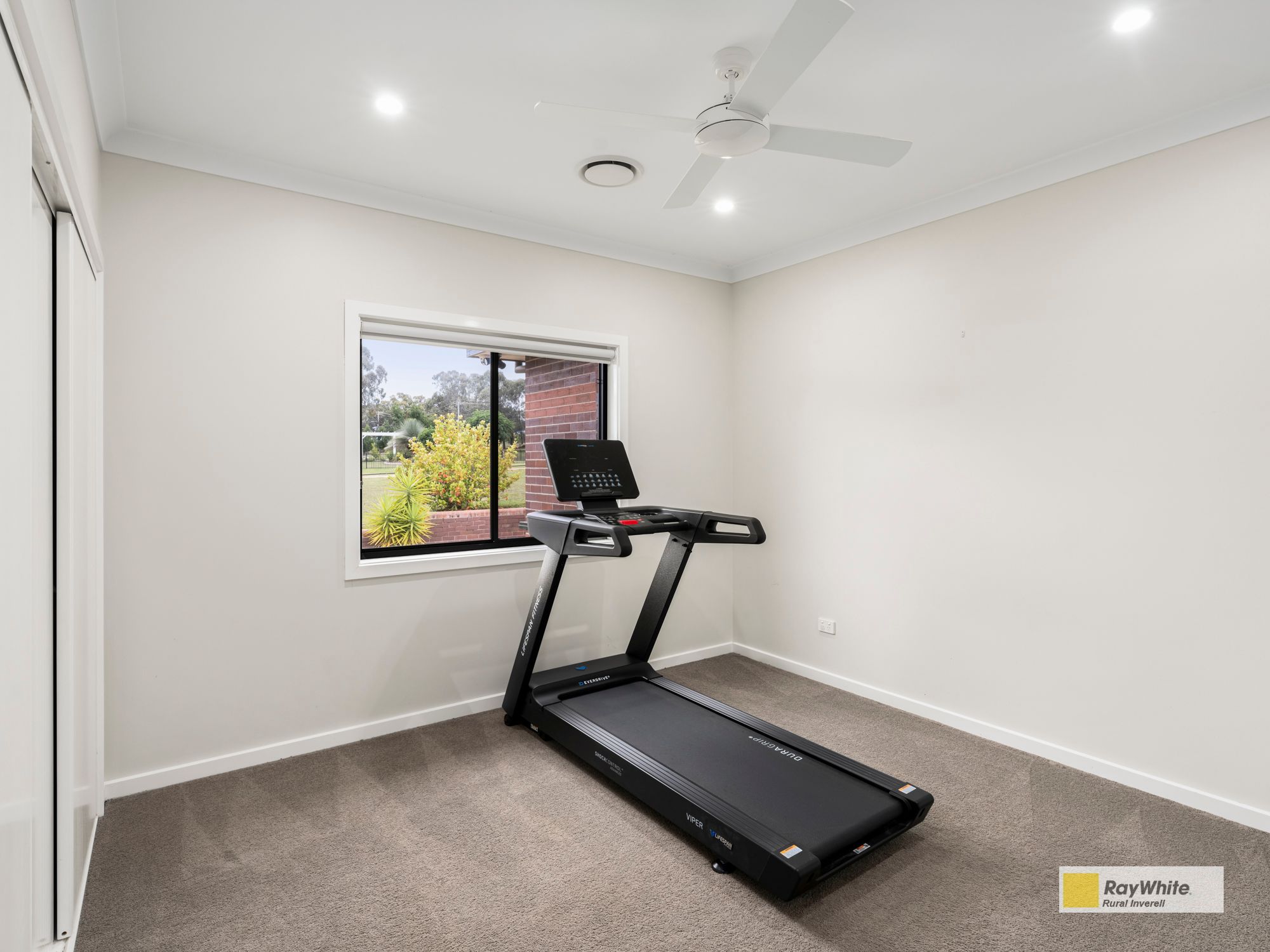 11 Wolbah Close — photo 12 of 30