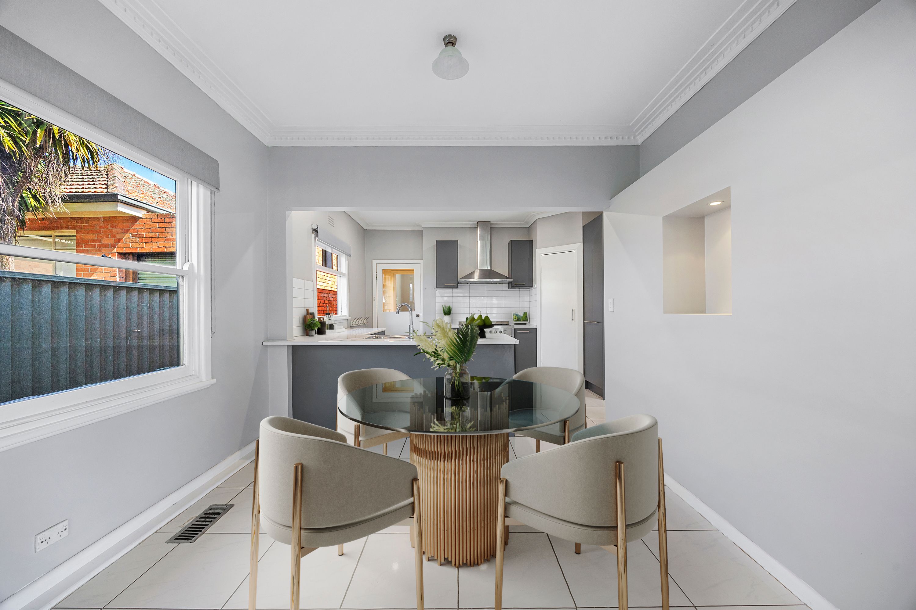 239 Dowling Street — photo 4 of 30