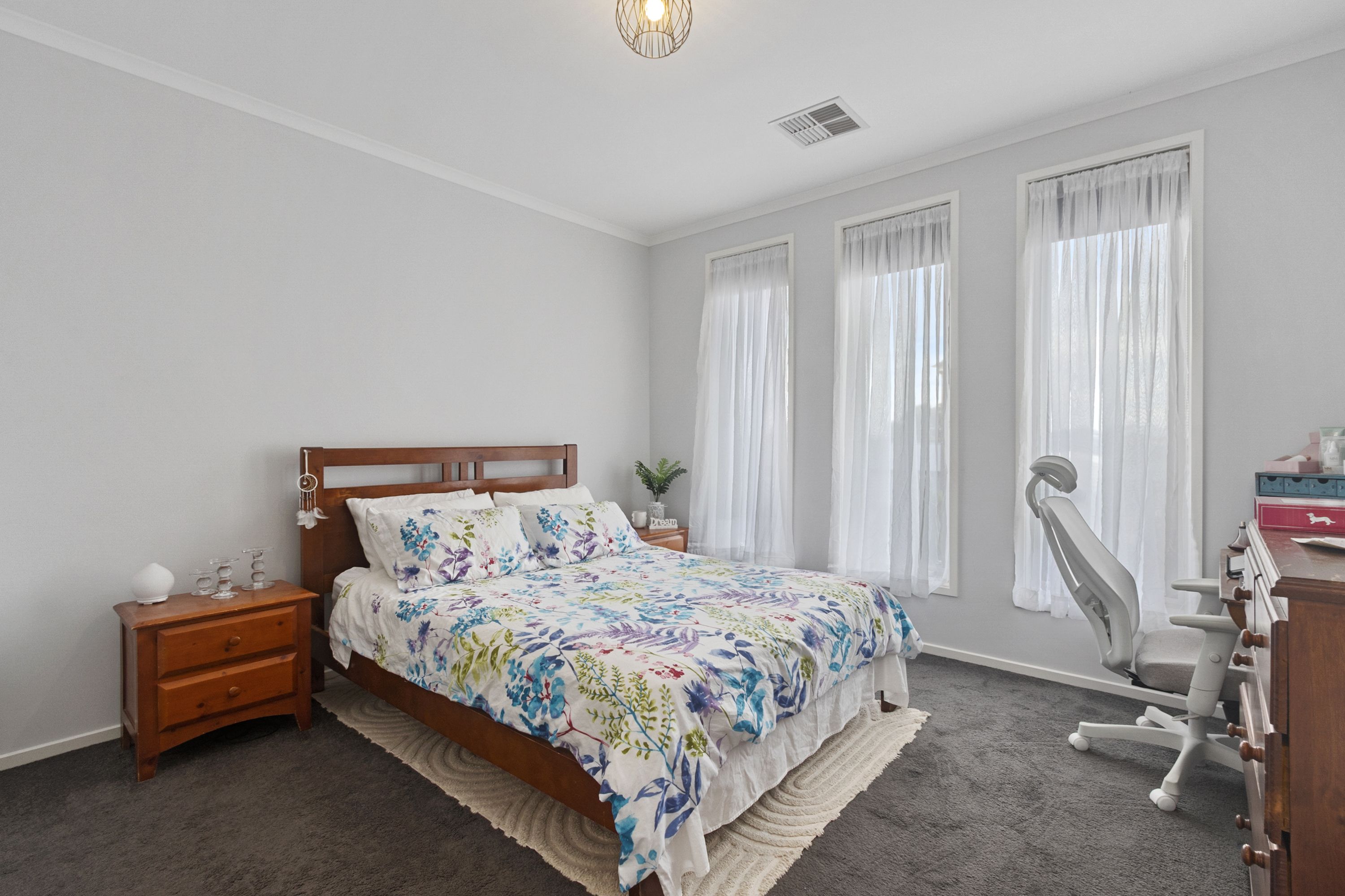 17 Gill Street — photo 11 of 22