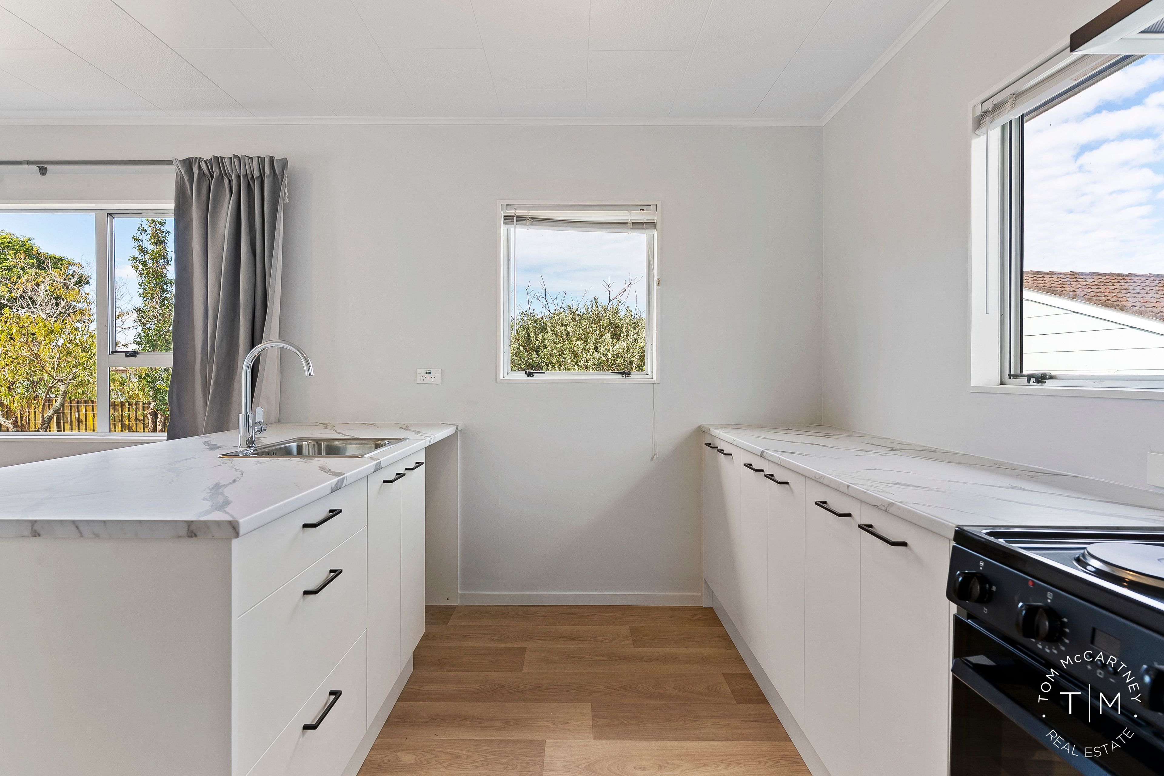 5 De Bloge Place, Clendon Park, Manukau City
