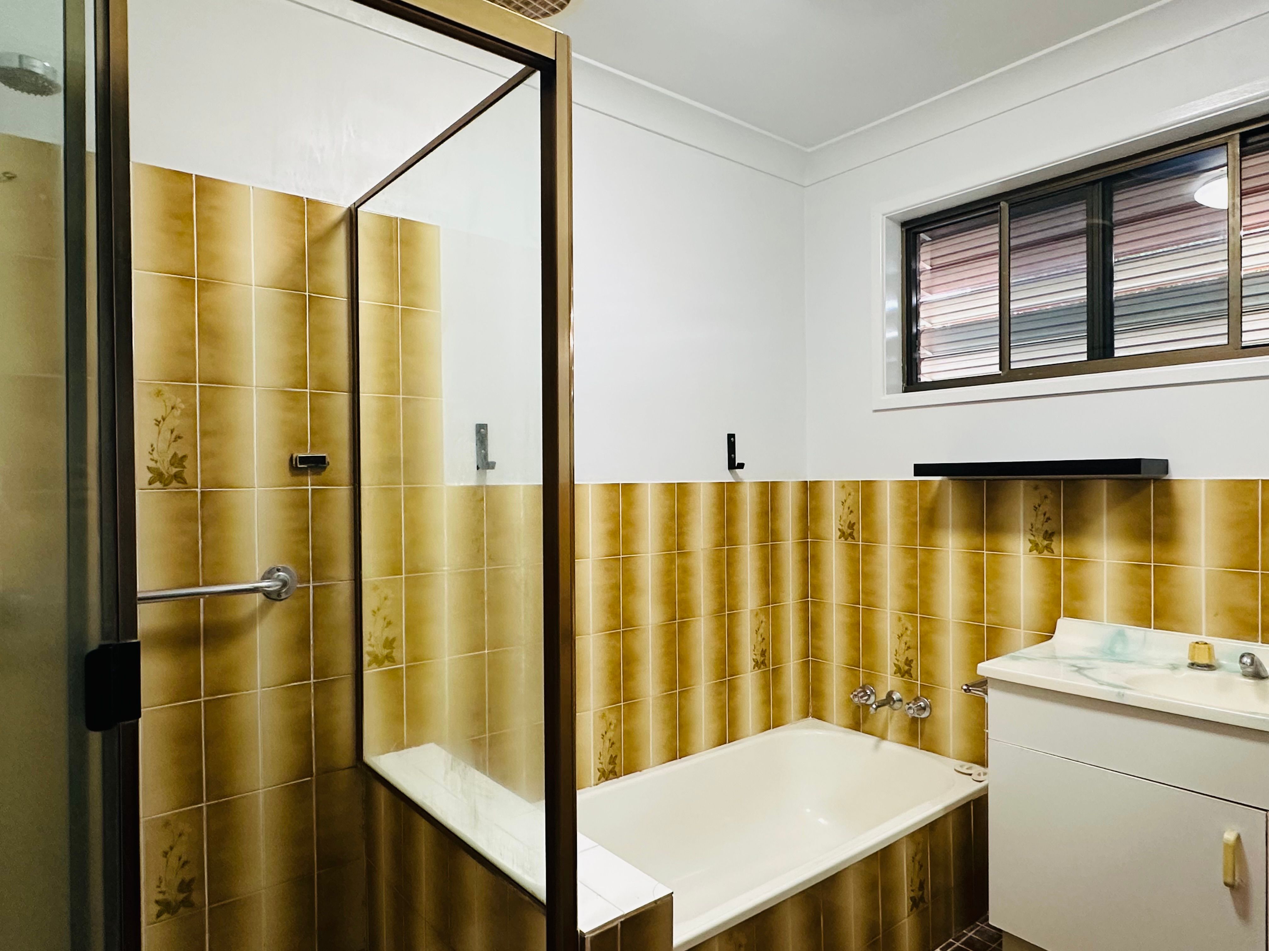 11 Tallowood Avenue — photo 9 of 13