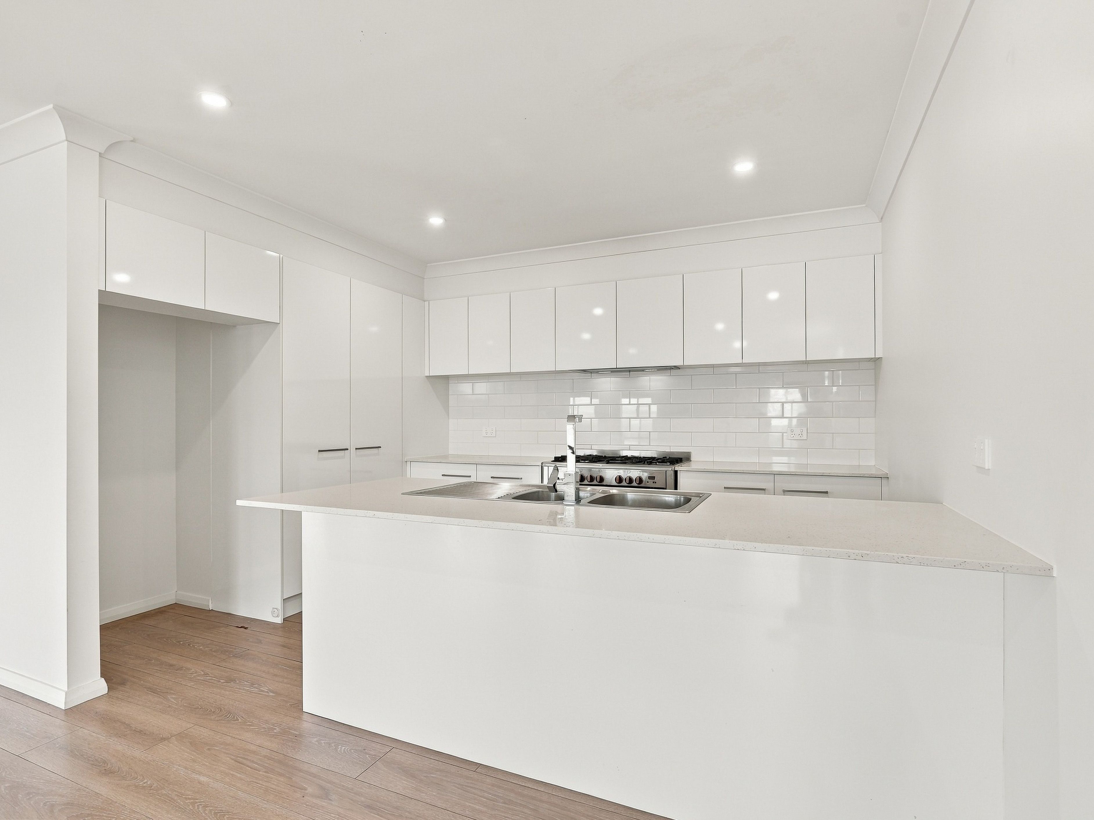 33 Gaites Drive, Cameron Park, NSW 2285