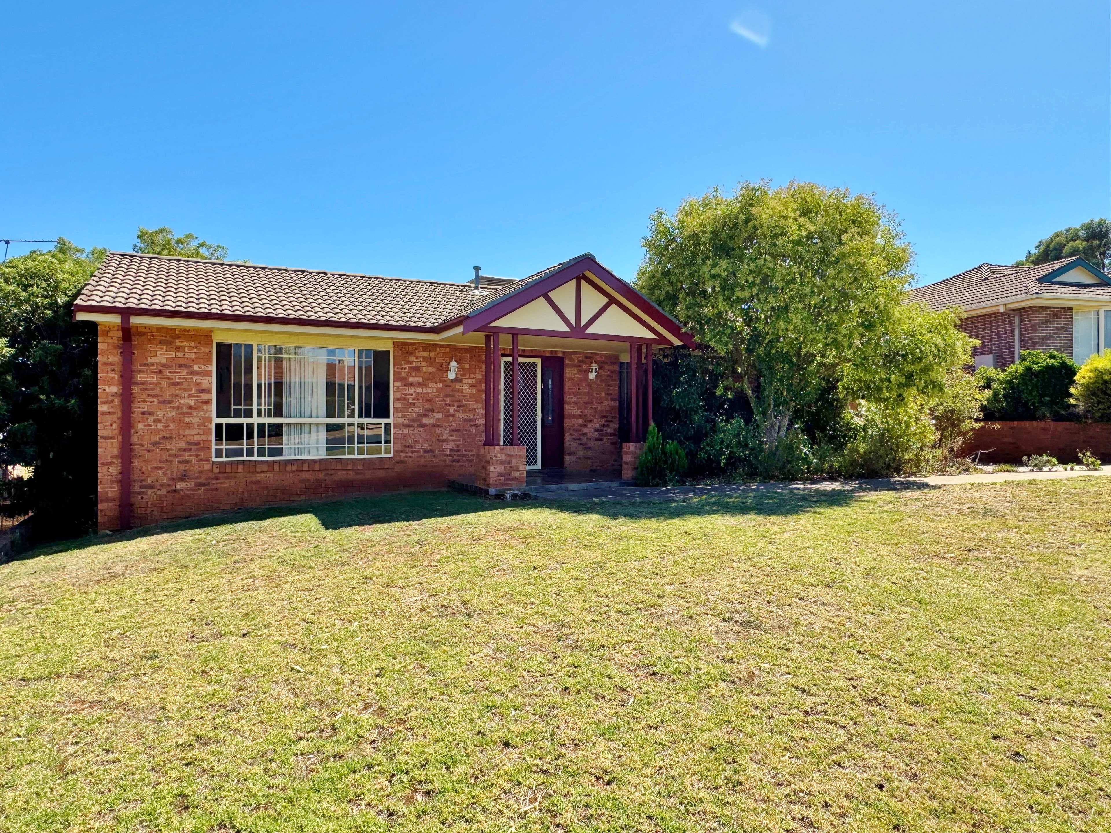 3 Martin Court, Young, NSW 2594