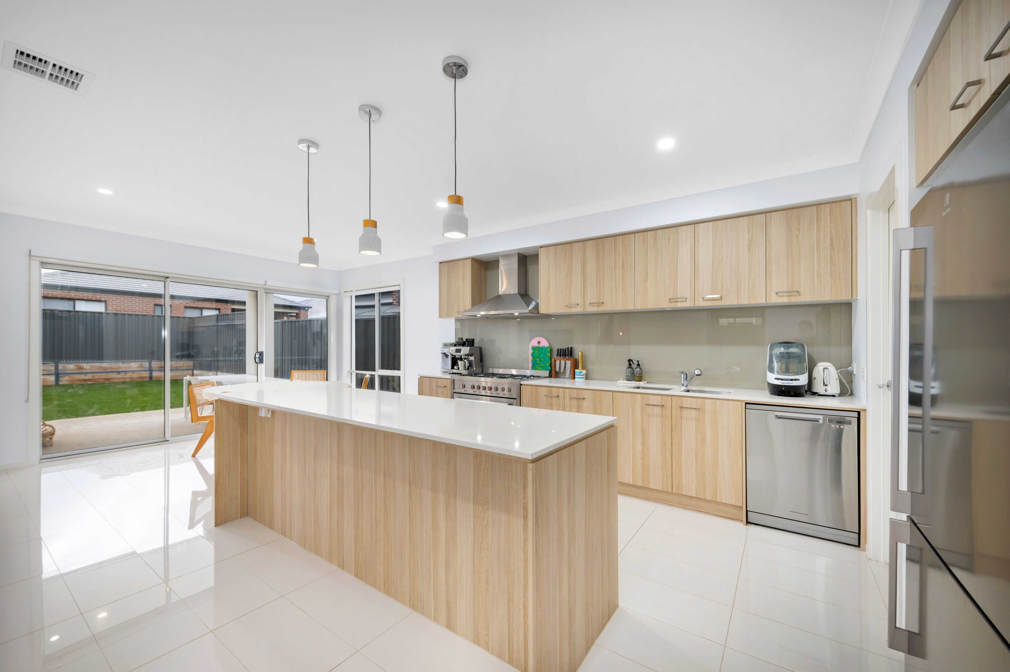 27 Noyce Way — photo 3 of 12