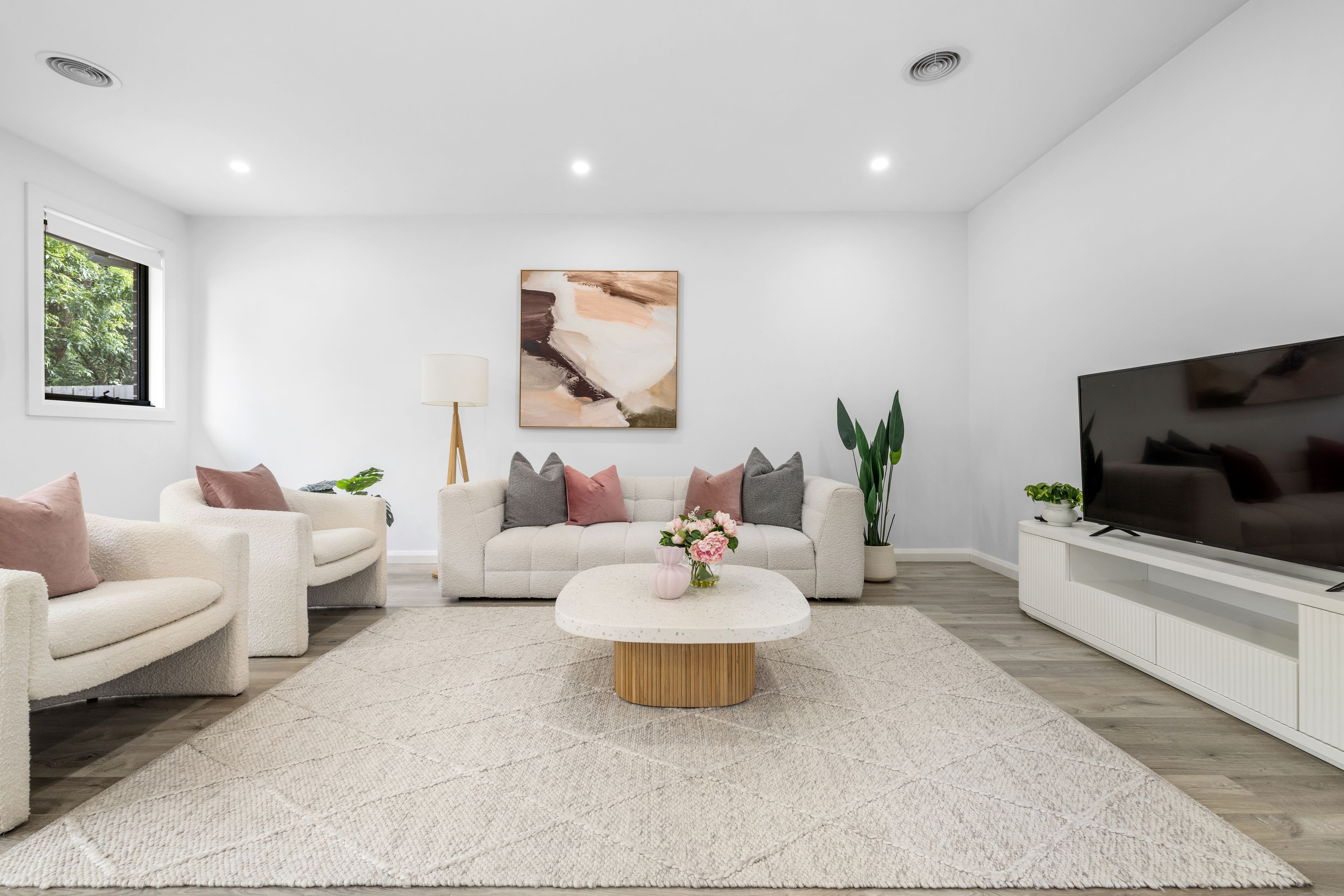 2/11 Austin Street, Hughesdale, VIC 3166
