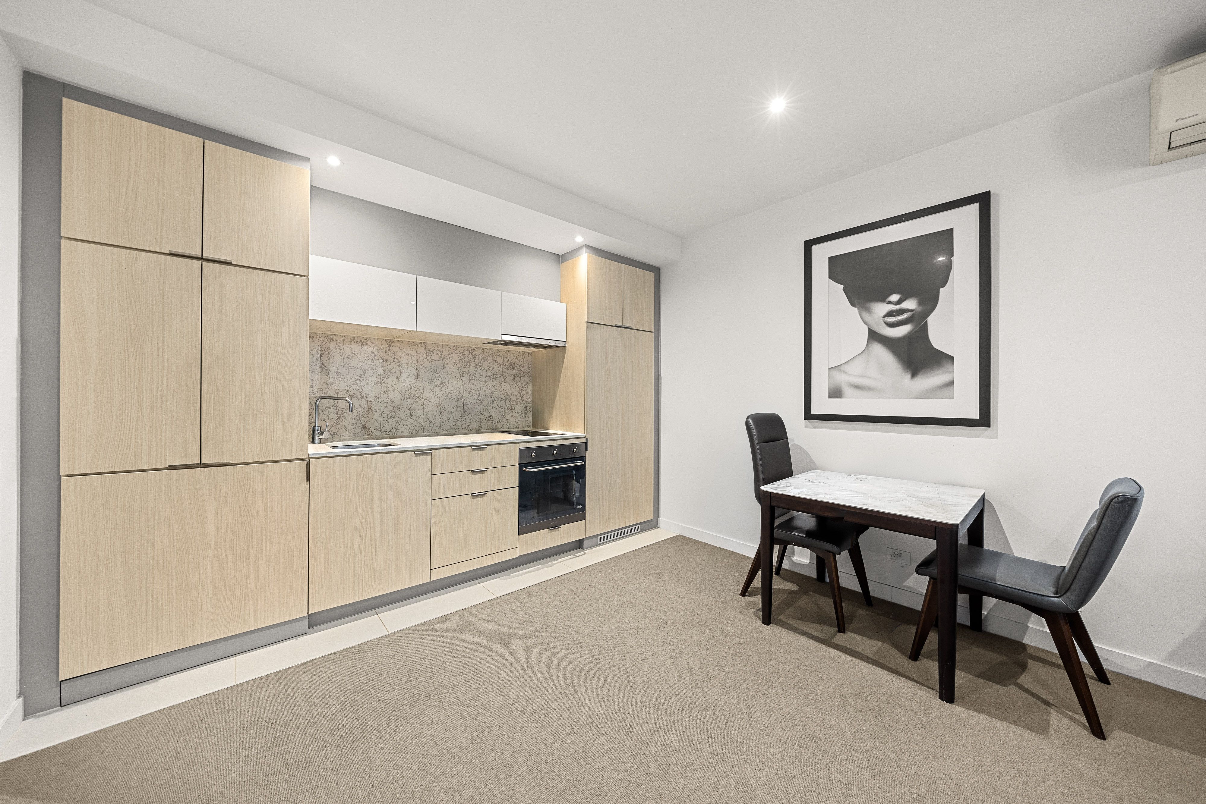 1201/135 City Road — photo 7 of 16