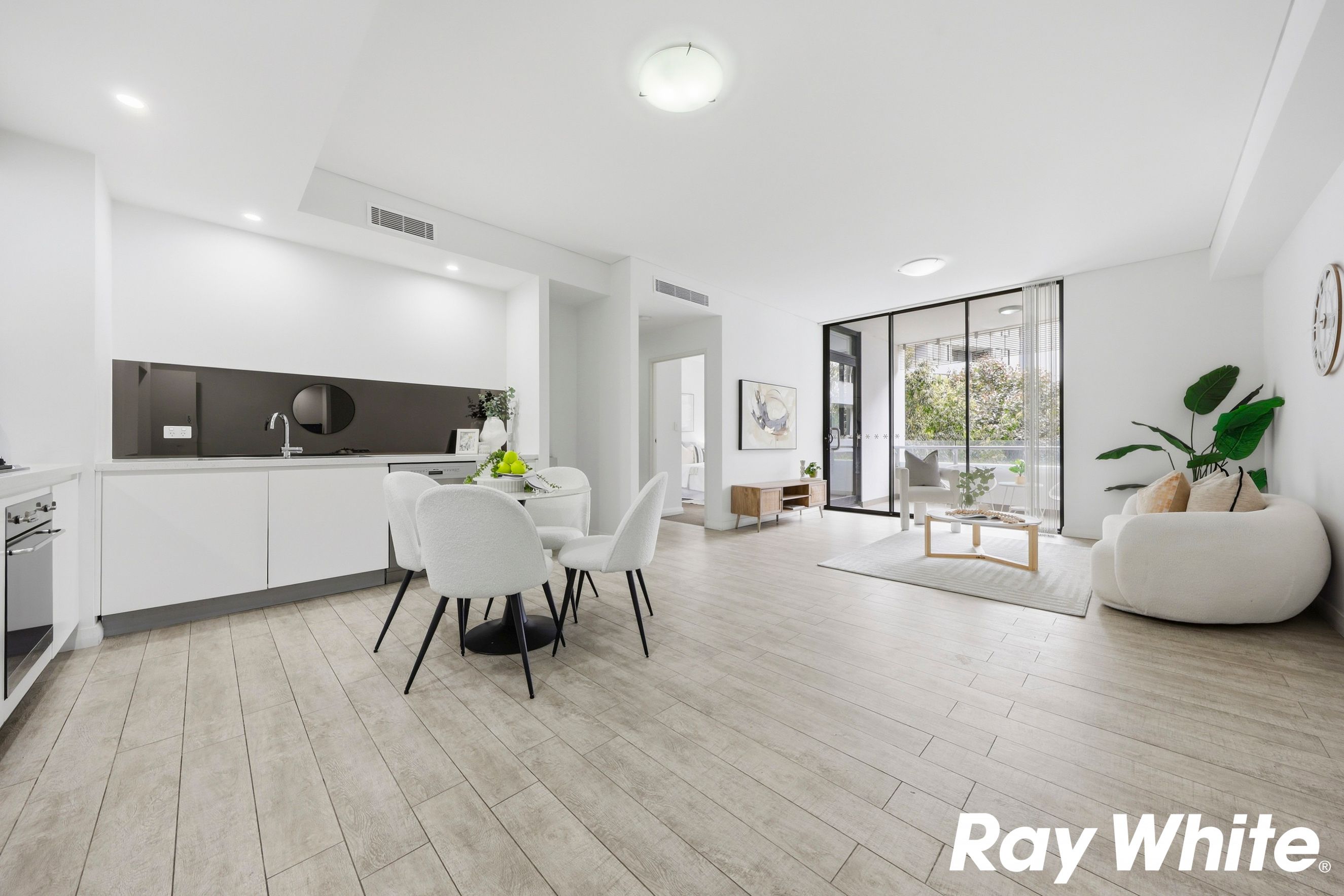 203/4 Banilung Street — photo 3 of 21