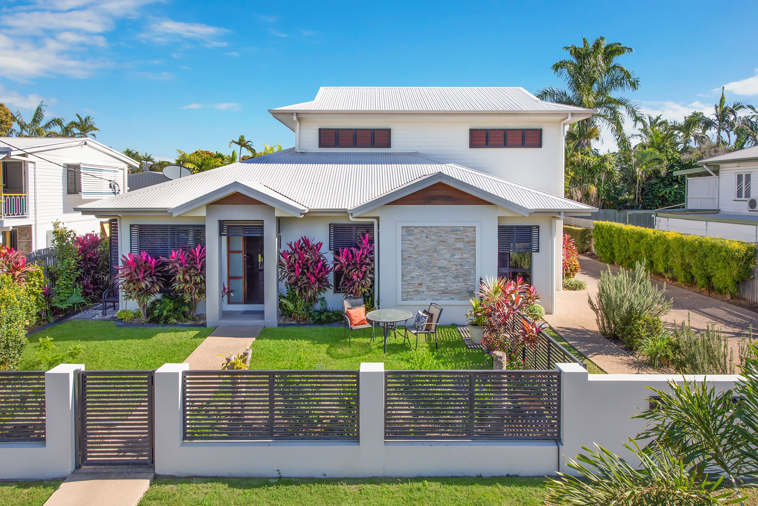 10 O'Connor Street, Rosslea QLD 4812