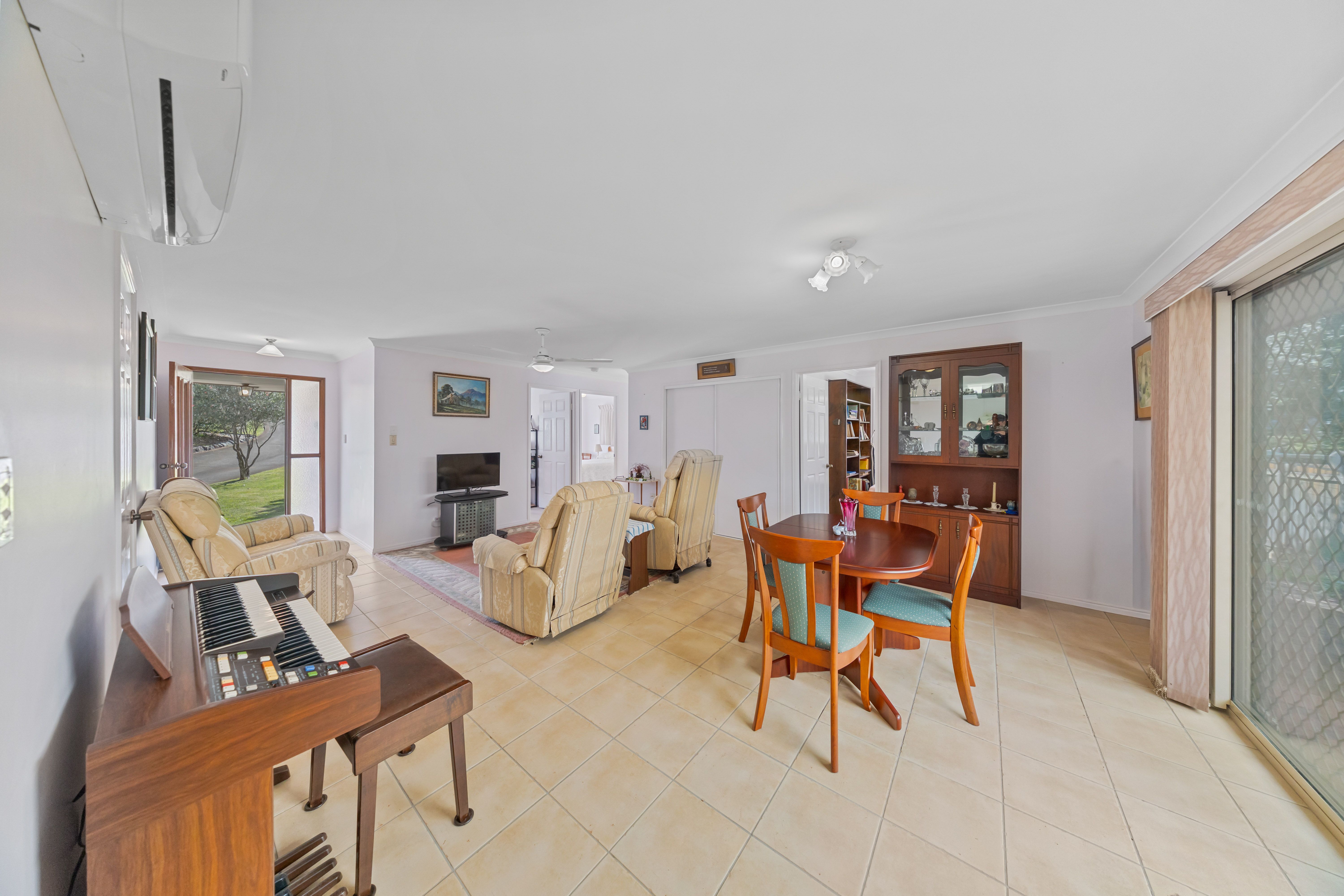 4/12 Fig Street — photo 10 of 16